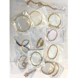 12 x mixed design fashion jewellery bracelets