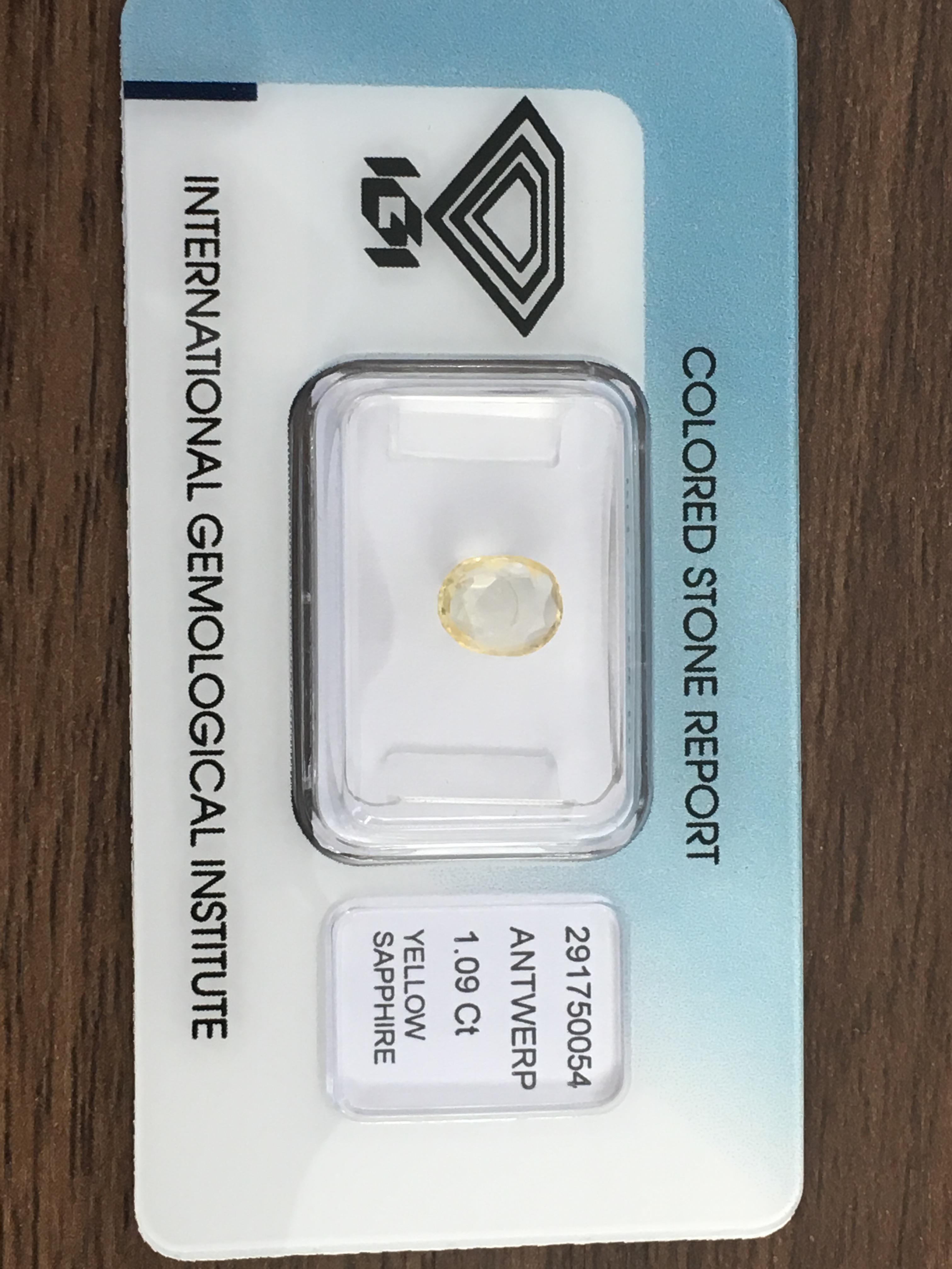 1.09ct Natural Sapphire with IGI Certificate