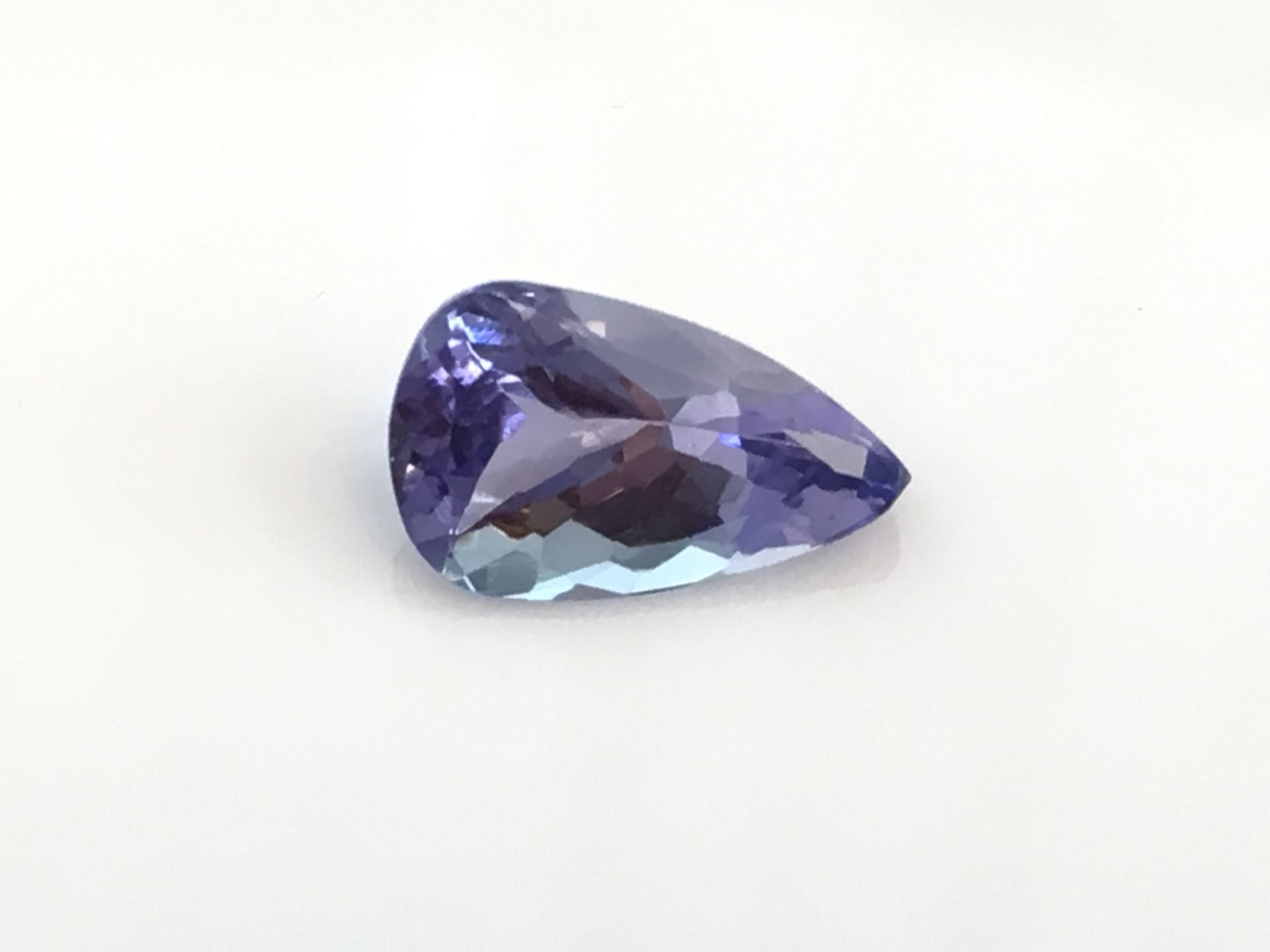 1.54ct Natural Tanzanite with IGI Certificate - Image 3 of 4