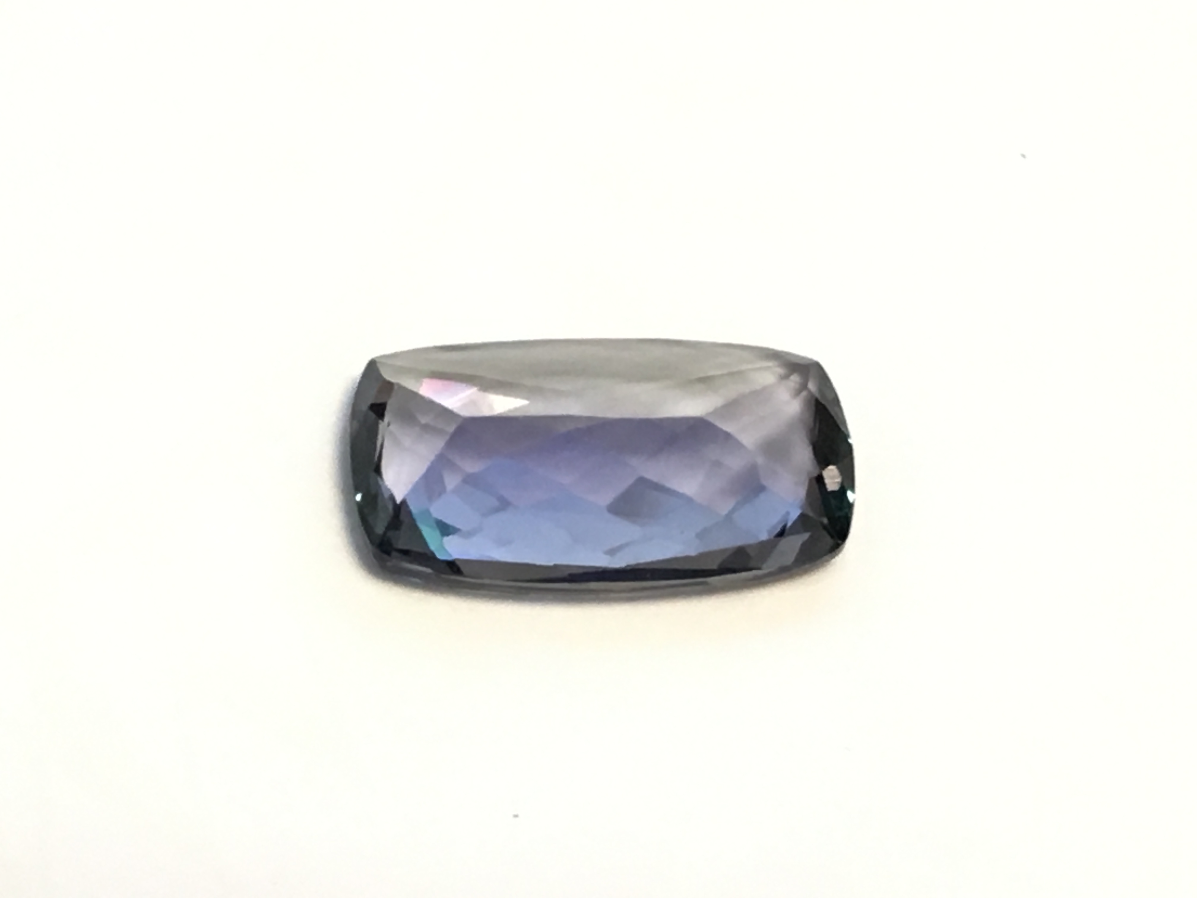7.43ct Natural Tanzanite with GIA Certificate - Image 2 of 4
