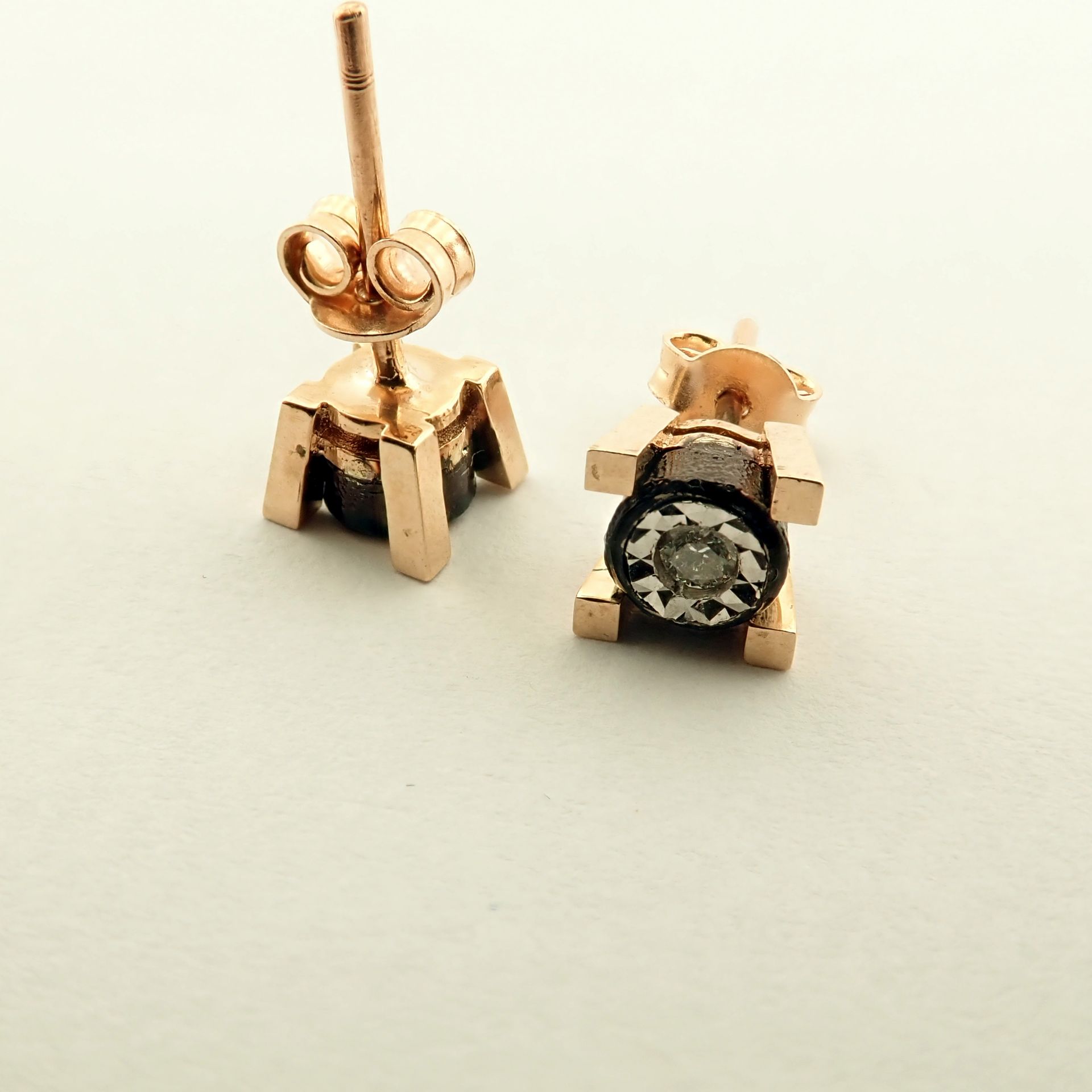 Antique Design Jewellery - 8K Rose / Pink Gold Earring (Ref:ED02132) - Image 5 of 5