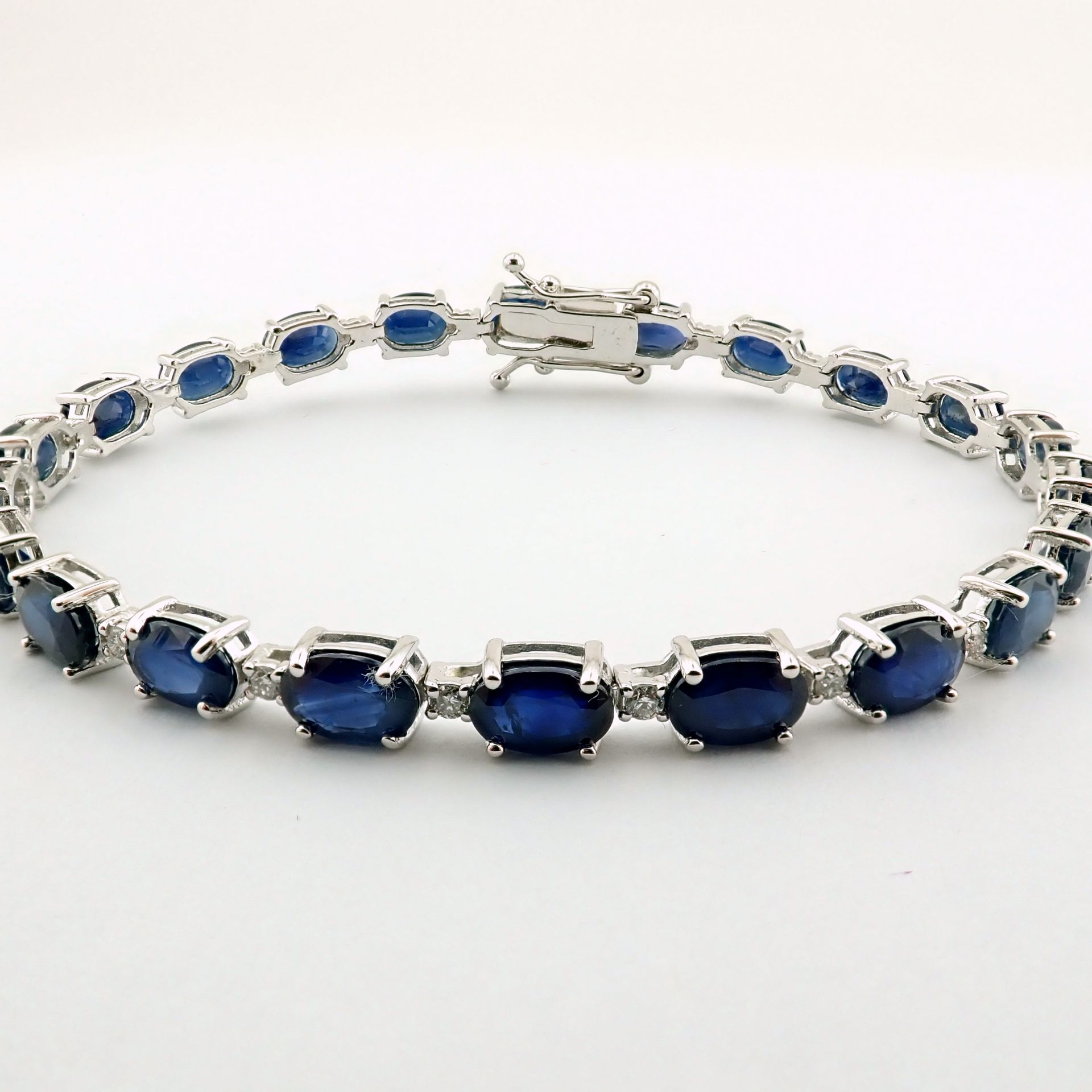 14K Diamond & Sapphire Bracelet 13,74 ct Total - Image 2 of 4