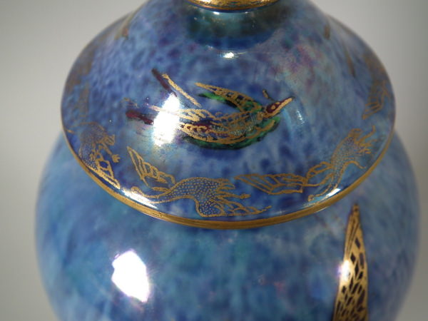 Wedgwood Flying Humming bird lustre vase & cover - Image 9 of 16
