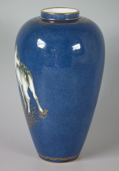 Wedgwood lustre deer vase - Image 3 of 10