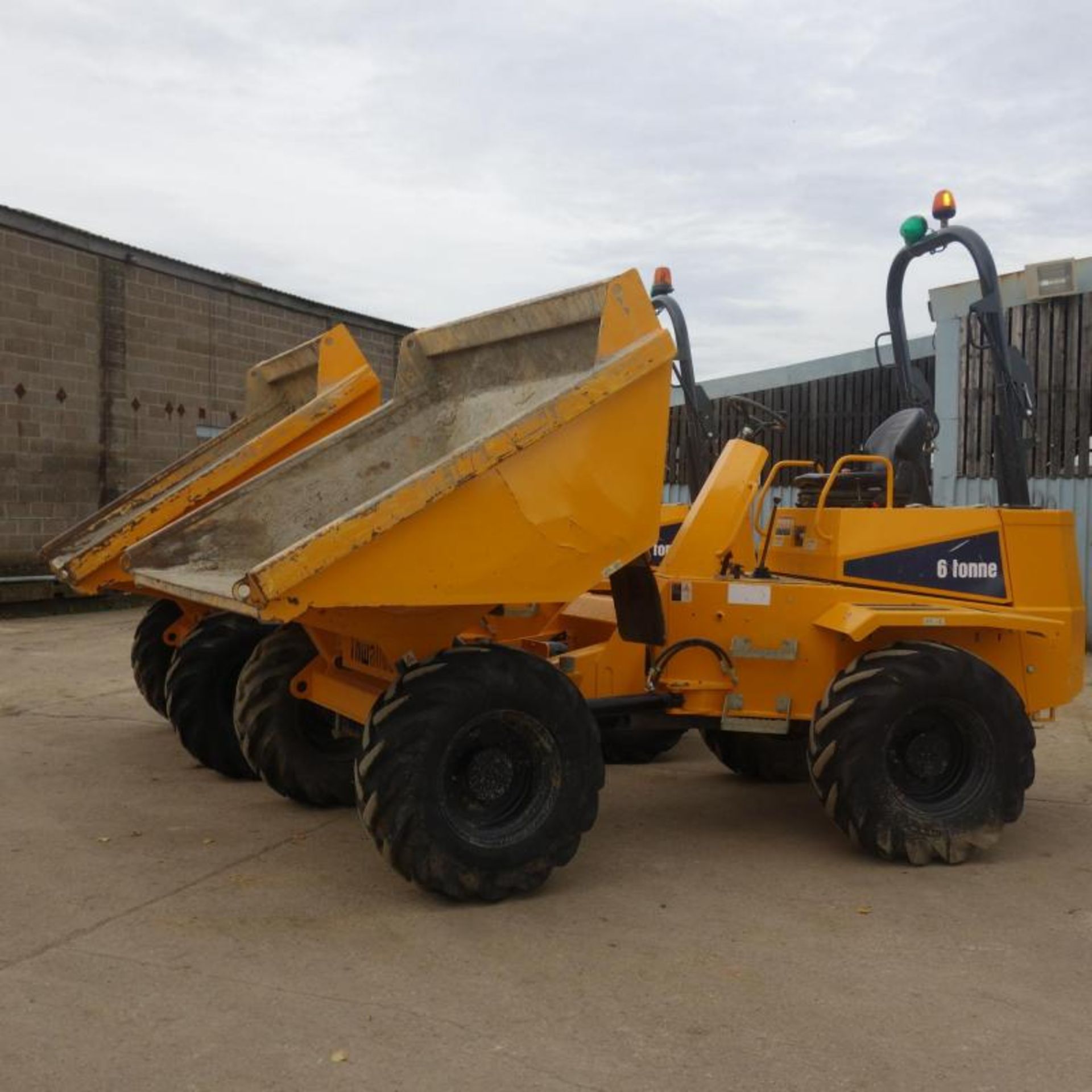 2017 Thwaites 6 Ton Dumper - Image 3 of 11