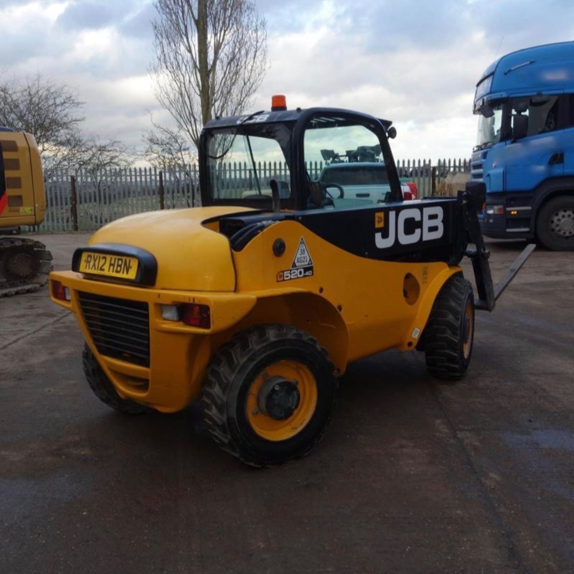 2012 JCB 520-40, 1993 hours - Image 7 of 13