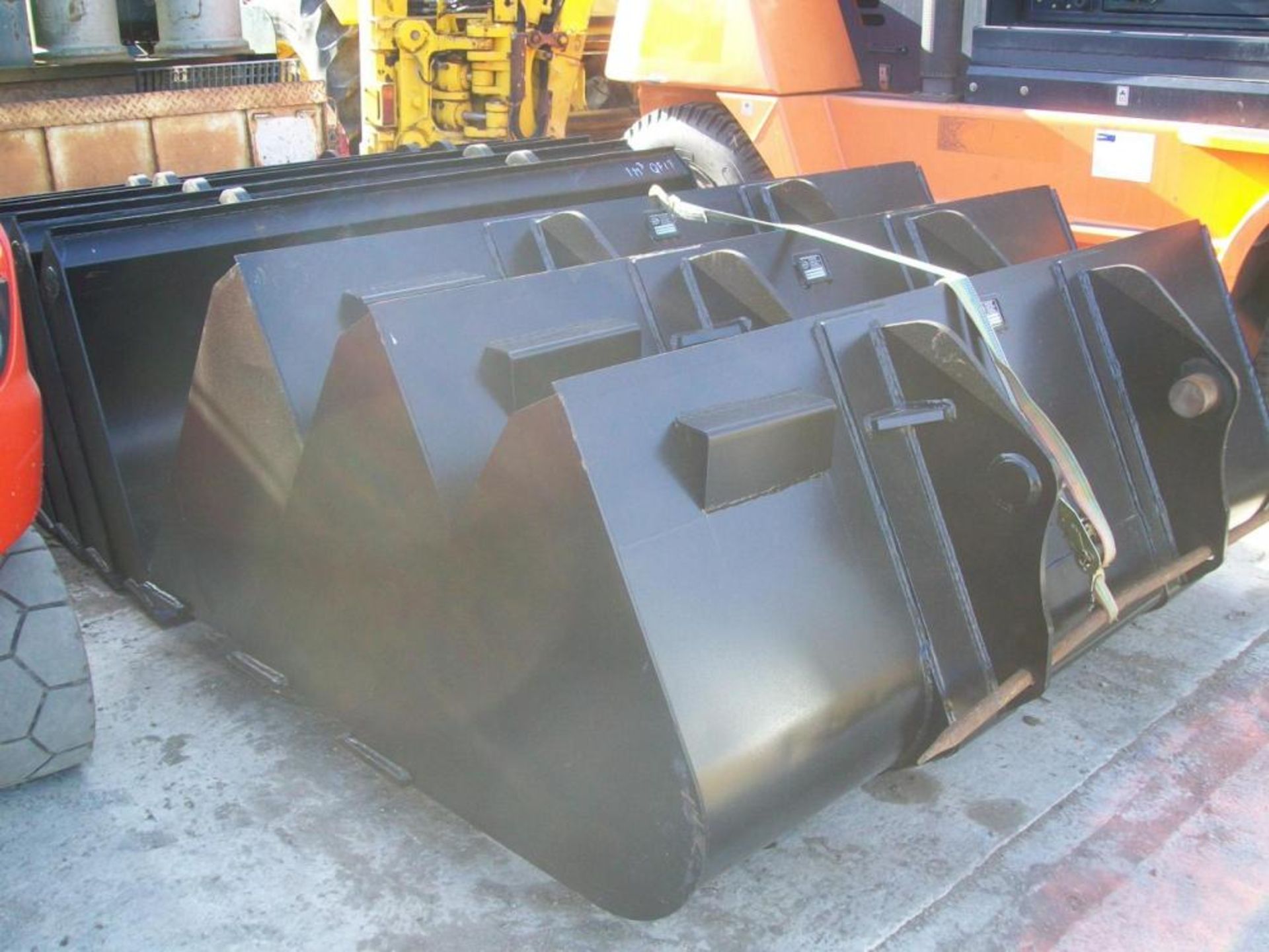 1 x JCB Telehandler bucket