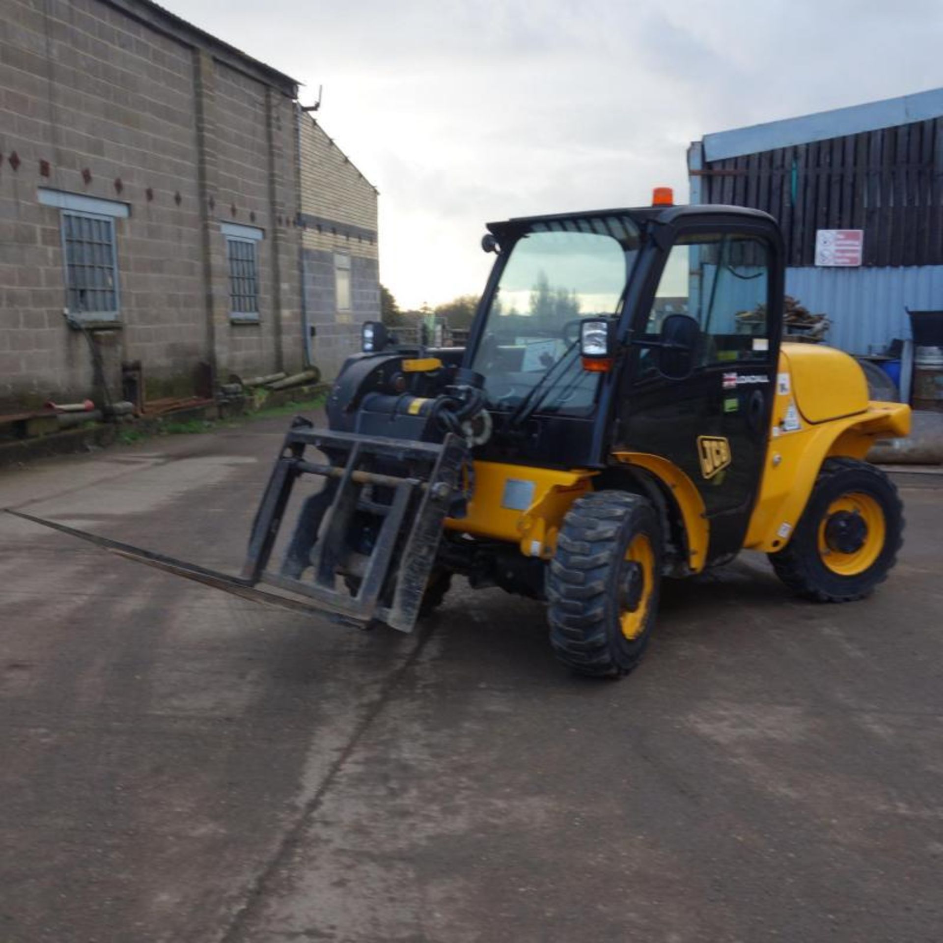 2012 JCB 520-40, 1993 hours