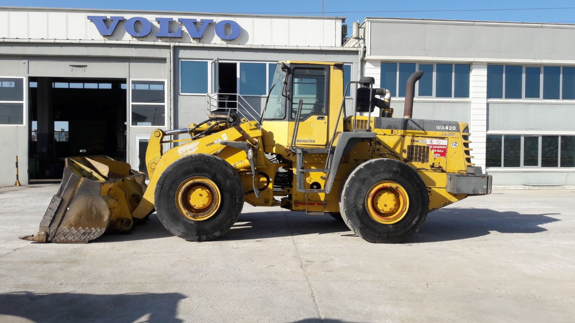 2003 Komatsu WA420-3 Wheel Loader - Image 11 of 15