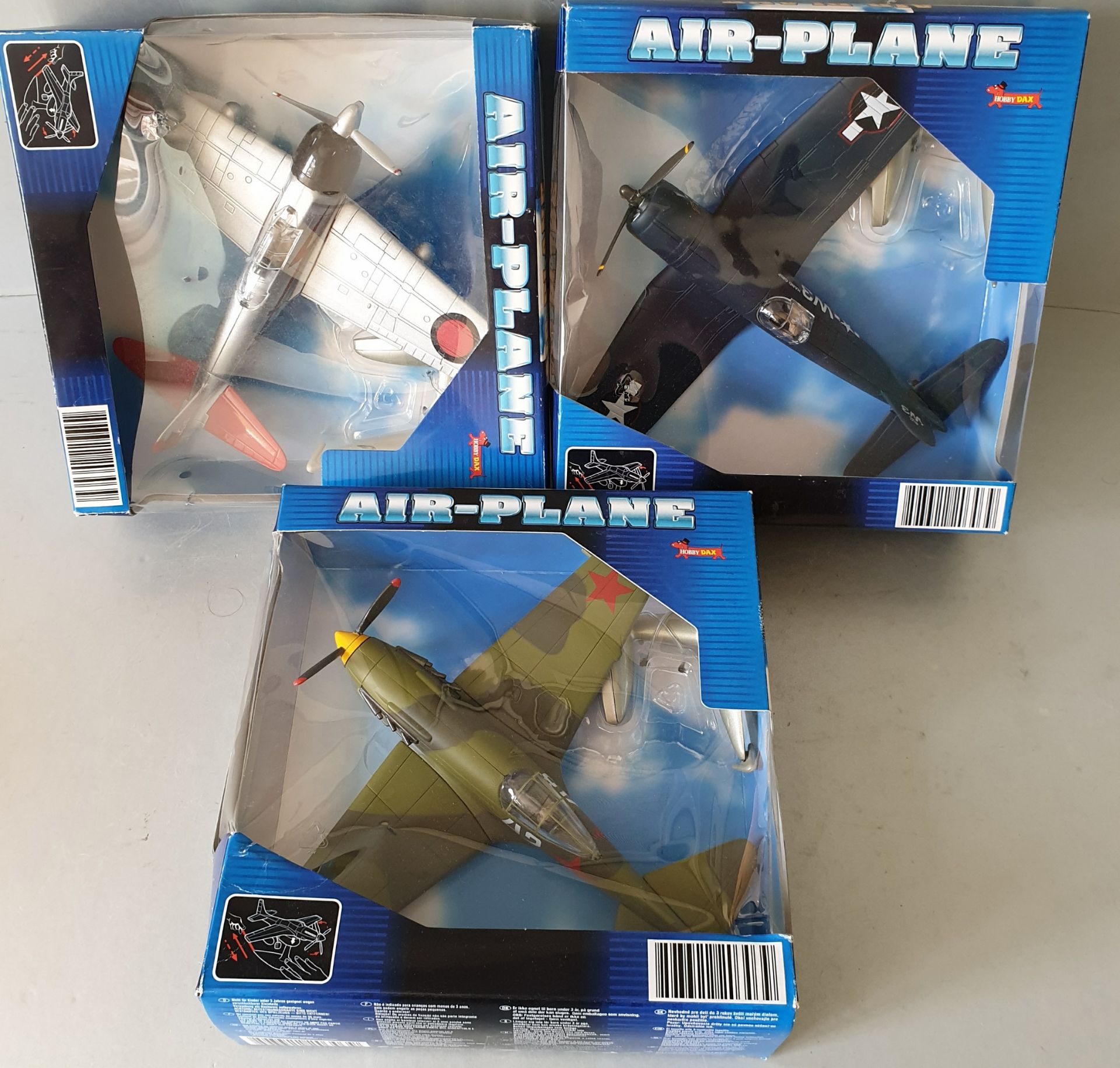 Vintage Collectable 3 x Hobby Dax Die Cast WWII Military Air Plane. Part of a recent Estate