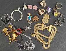 Vintage Retro Parcel of Costume Jewellery. Part of a recent Estate Clearance. Location of Items