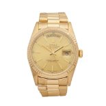 1995 Rolex Day-Date 18K Yellow Gold - 18238