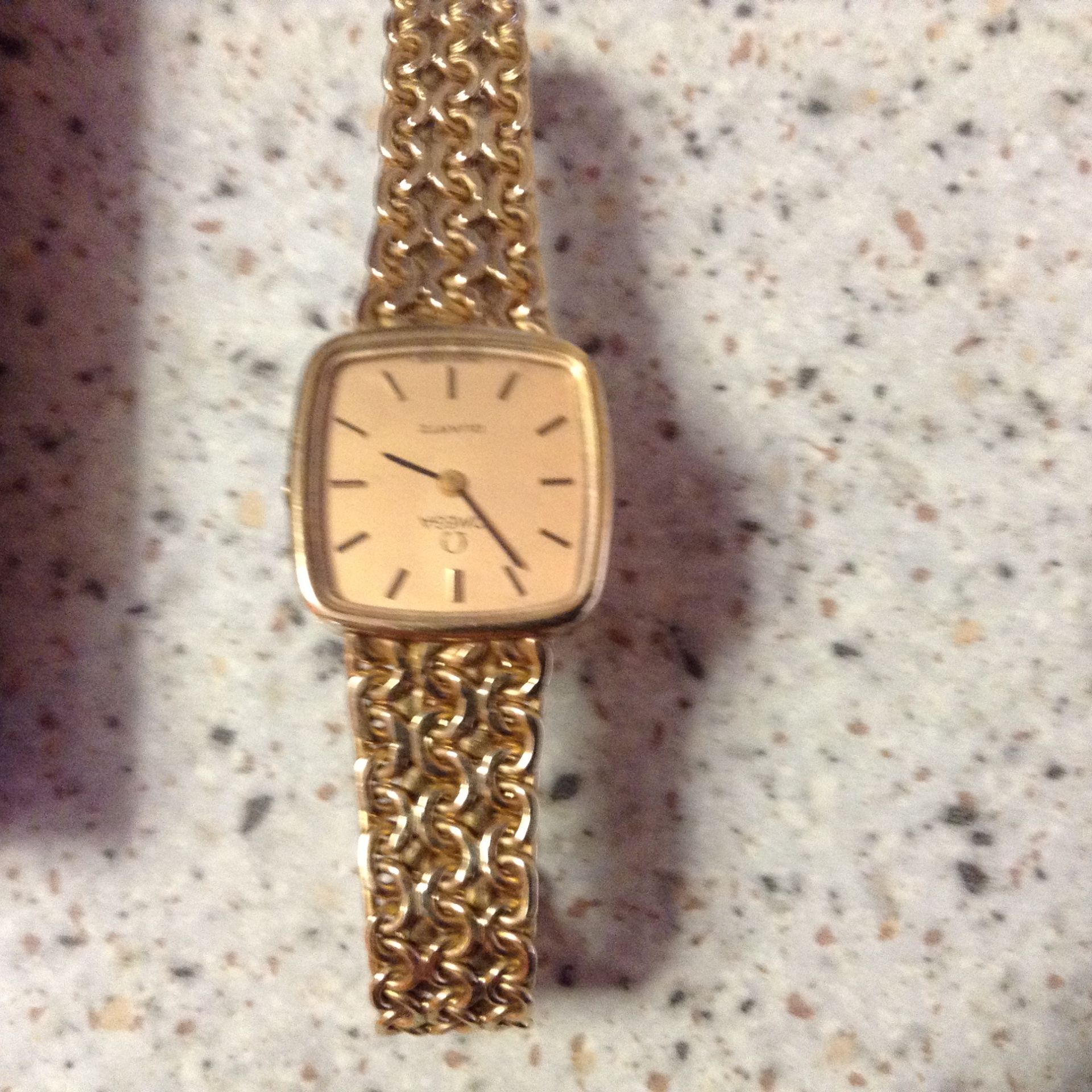 Ladies 9ct gold Omega watch - Image 3 of 6