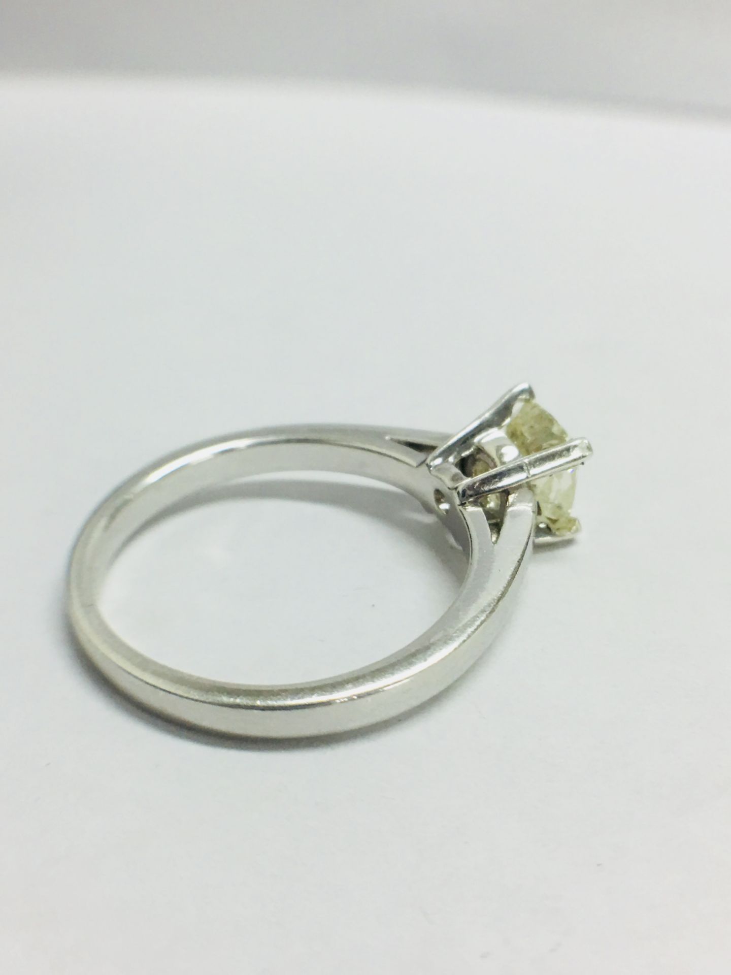1.00ct diamond solitaire ring with a Cushion cut diamond. J colour and I1 clarity enhanced stone. - Image 6 of 7