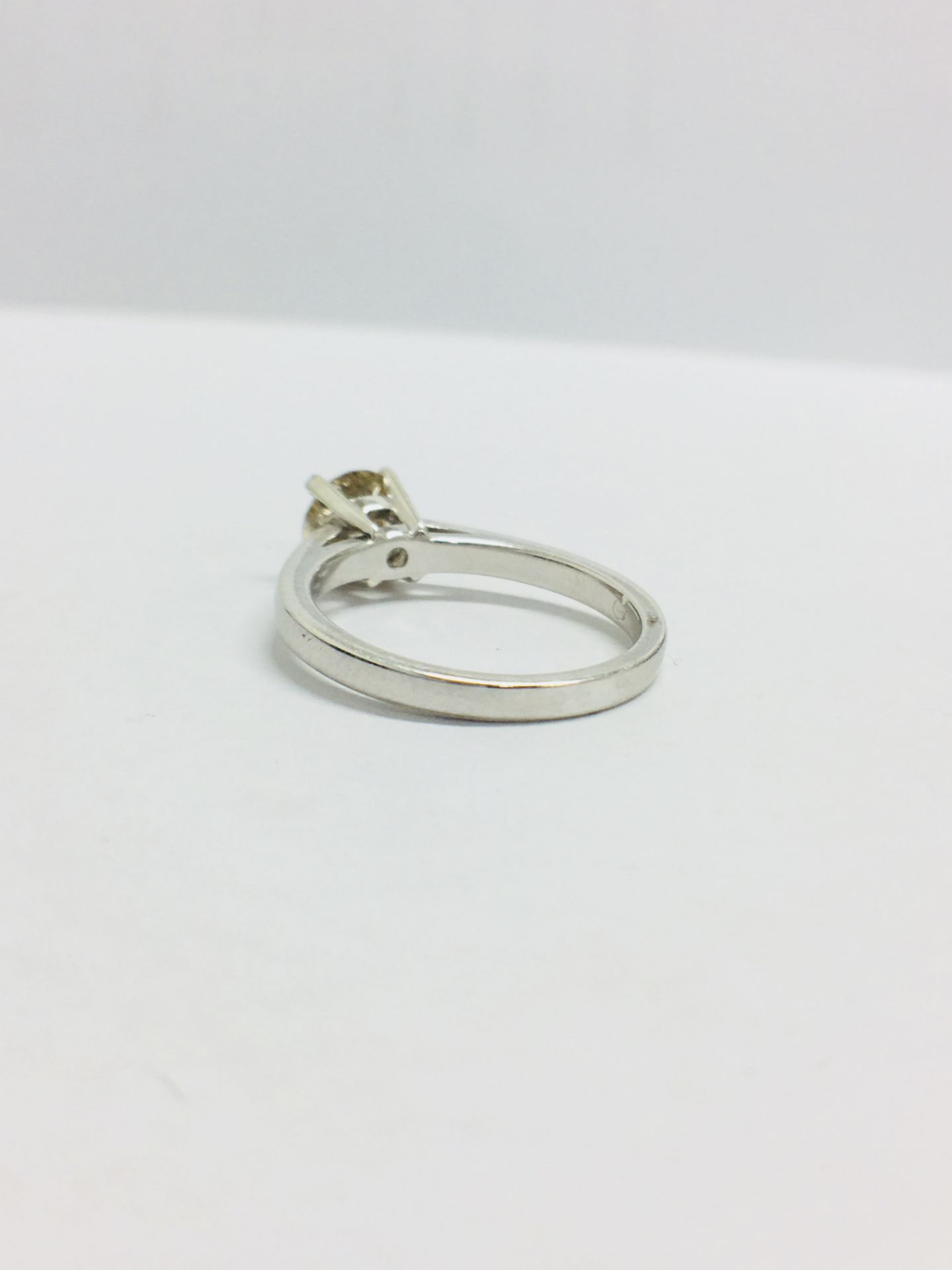 1.00ct diamond solitaire ring set in platinum. IKcolour and I1 clarity. 4 claw setting, size M. - Image 6 of 13