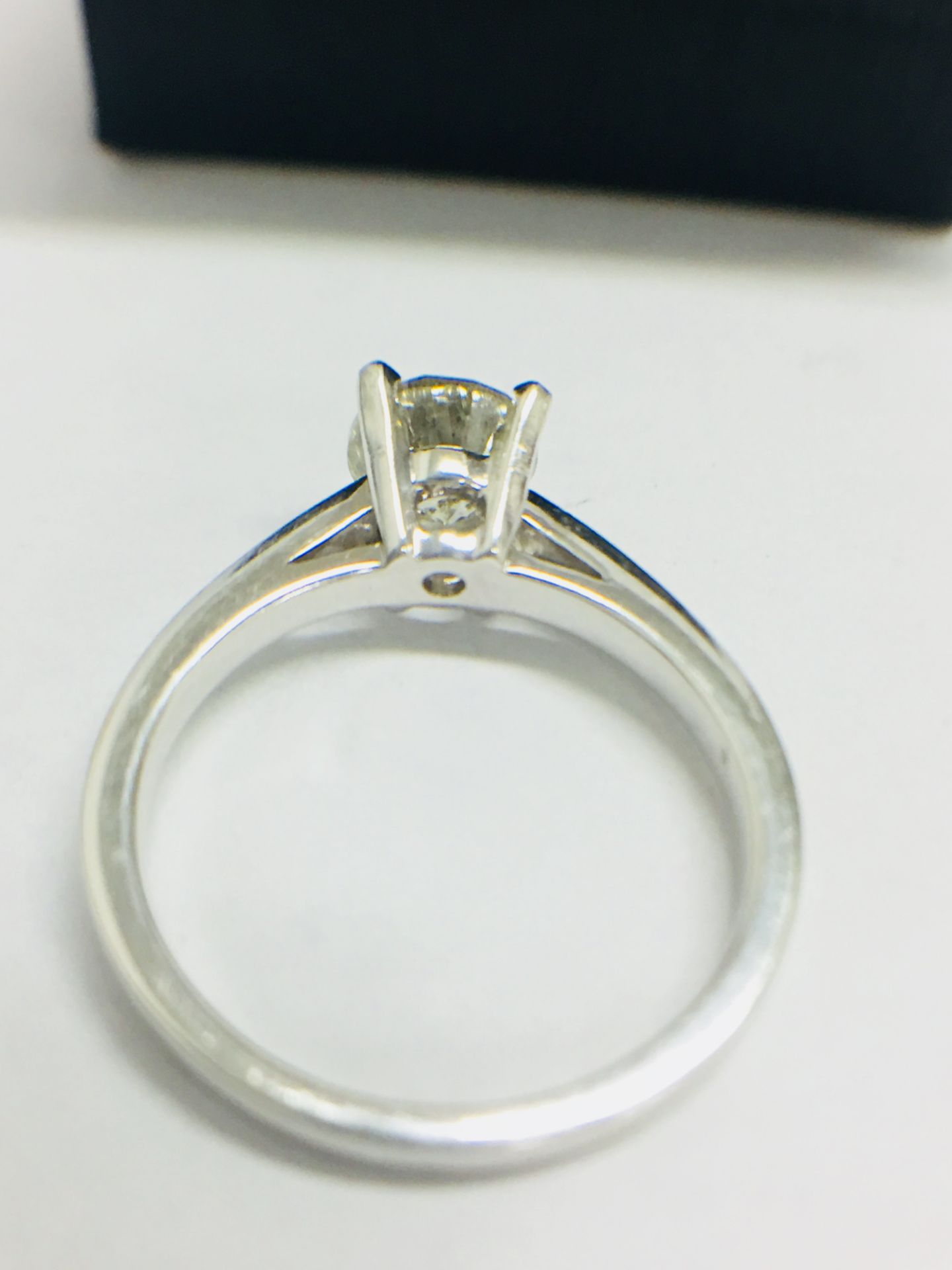 1.23ct diamond solitaire ring with a brilliant cut diamond. J colour and i1 clarity. Set in platinum - Image 5 of 8