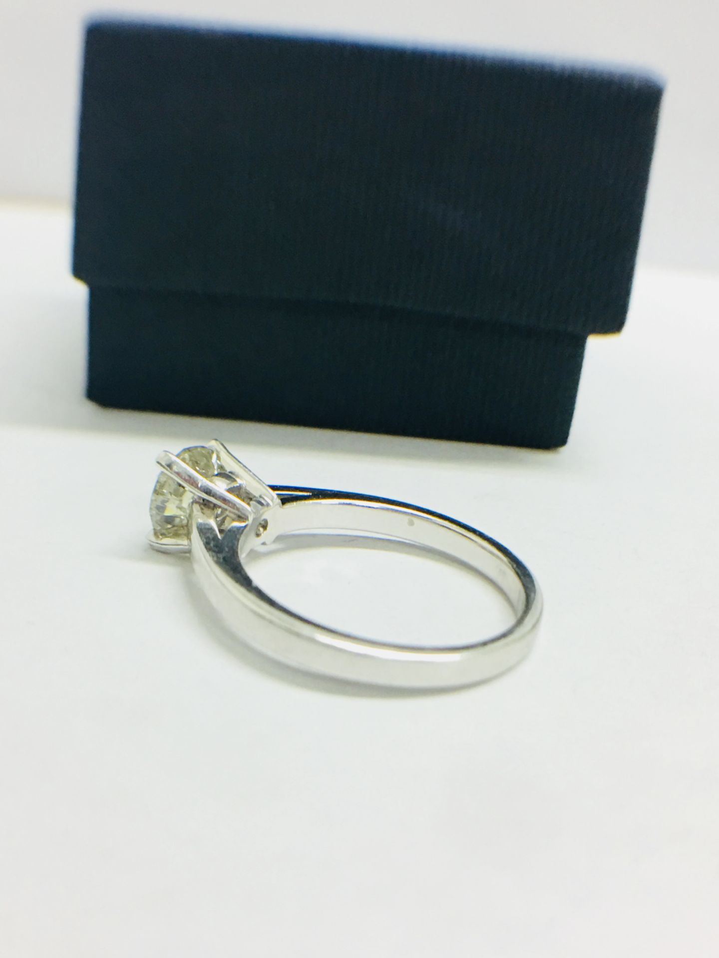 1.23ct diamond solitaire ring with a brilliant cut diamond. J colour and i1 clarity. Set in platinum - Image 4 of 8