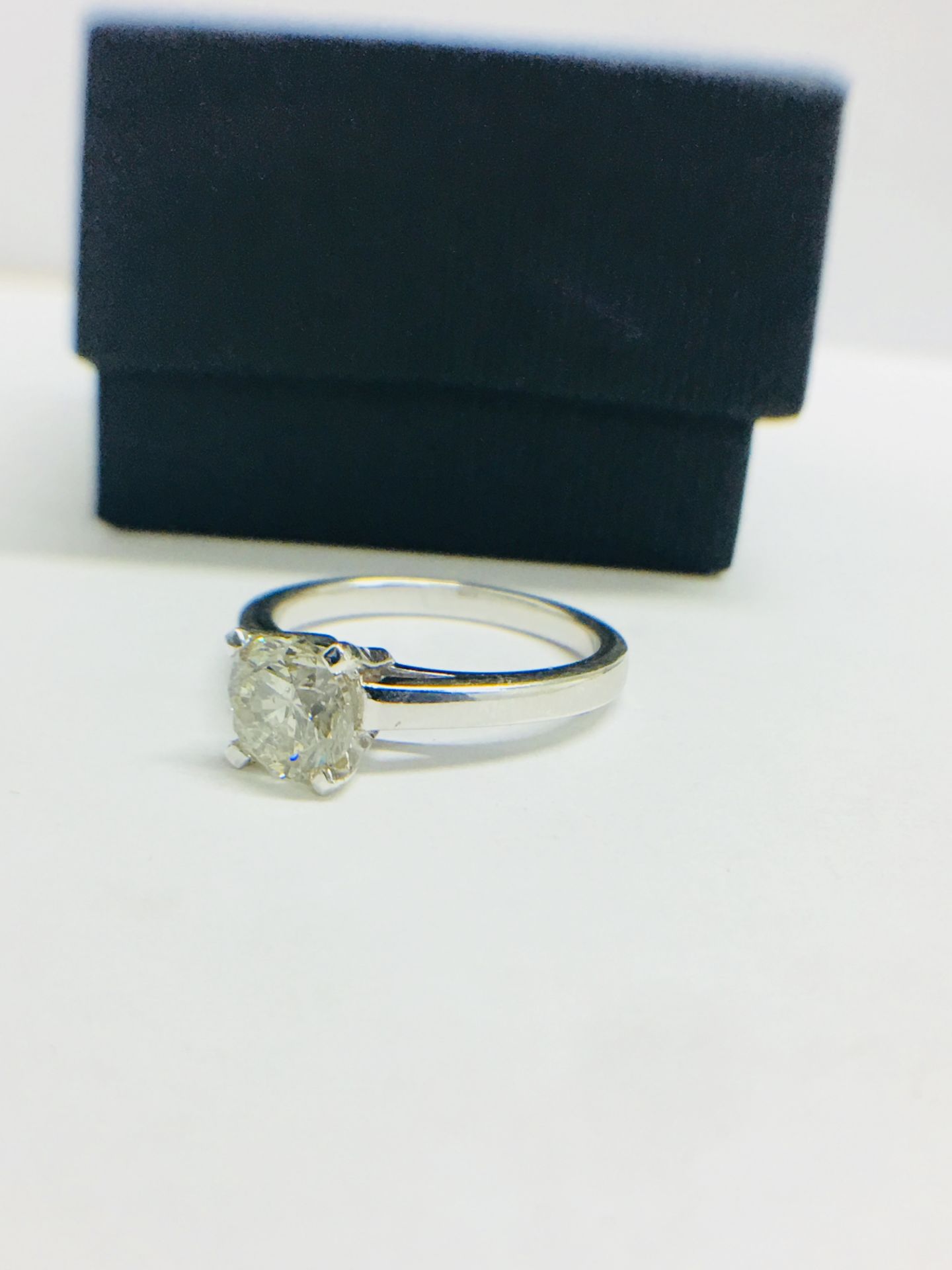 1.23ct diamond solitaire ring with a brilliant cut diamond. J colour and i1 clarity. Set in platinum - Image 2 of 8