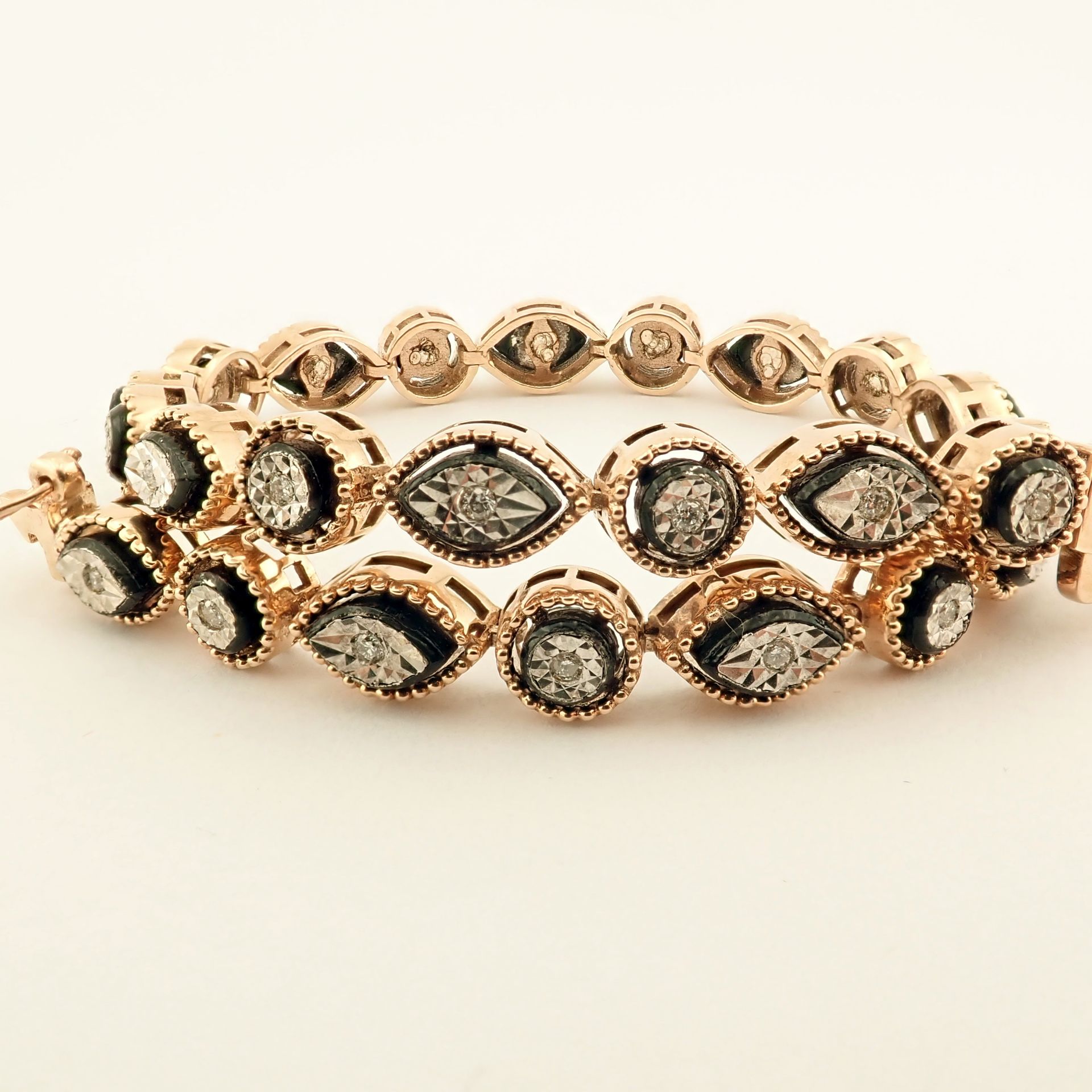 Antique Design Jewellery - 8K Rose / Pink Gold Bracelet (Ref:BD00387)