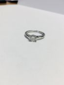 1ct Brilliant cut Diamond solitaire ring,1.01ct H colour I2 clarity,platinum 4 Claw setting,3.