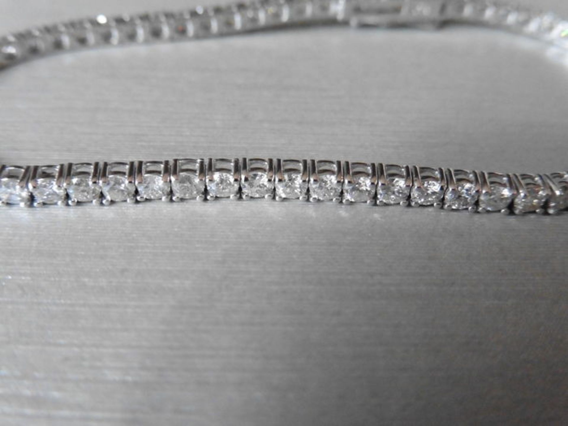 4.50ct Diamond tennis bracelet set with brilliant cut diamonds of G colour, si1 clarity. All set