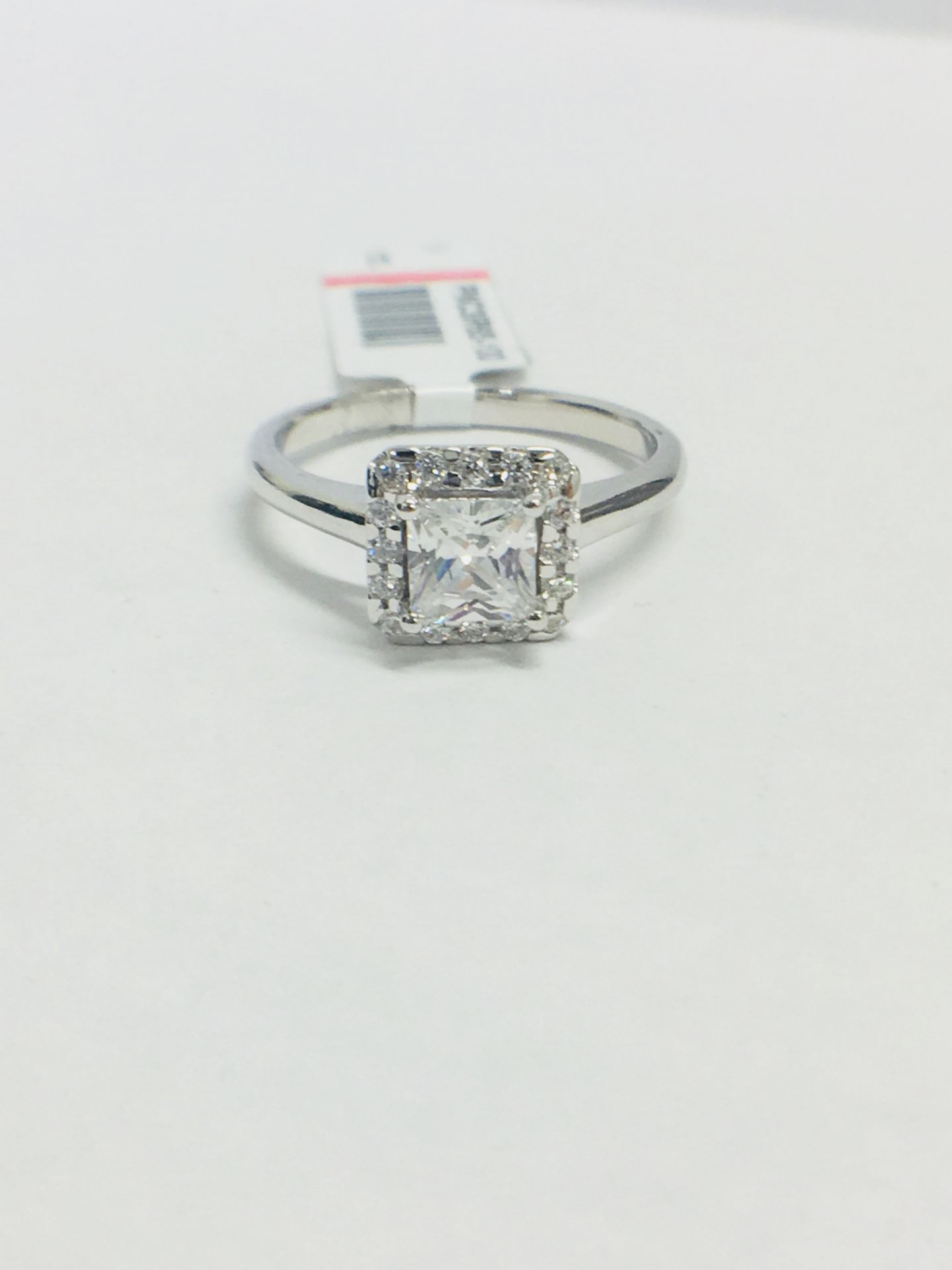 Platinum Princess cut Diamond Ring,1ct Princess cut natural diamond,h colour,si1 clarity,16 round - Image 2 of 8