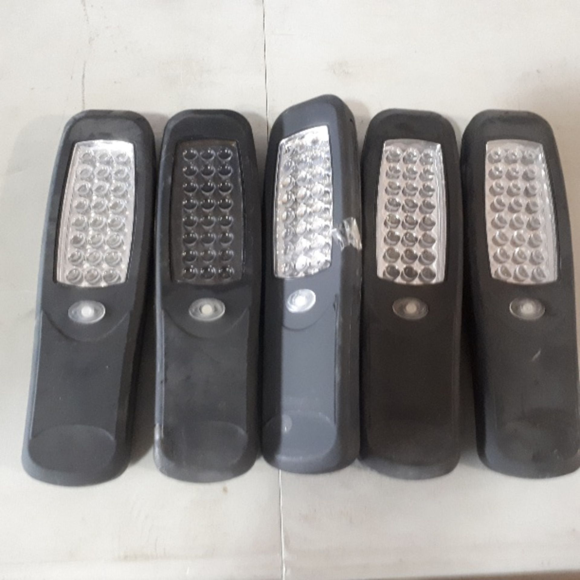 5pcs assortred led torches as picturerd