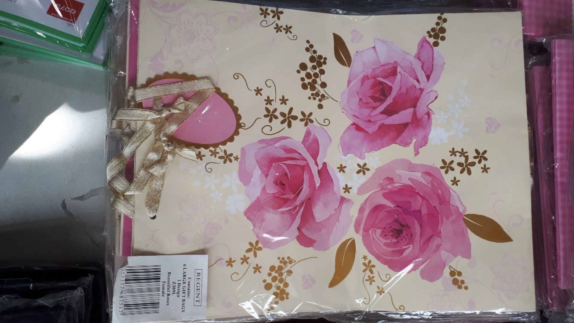 6pks each containing 6 lrg gift bags, beautiful rose design, 36bags in total