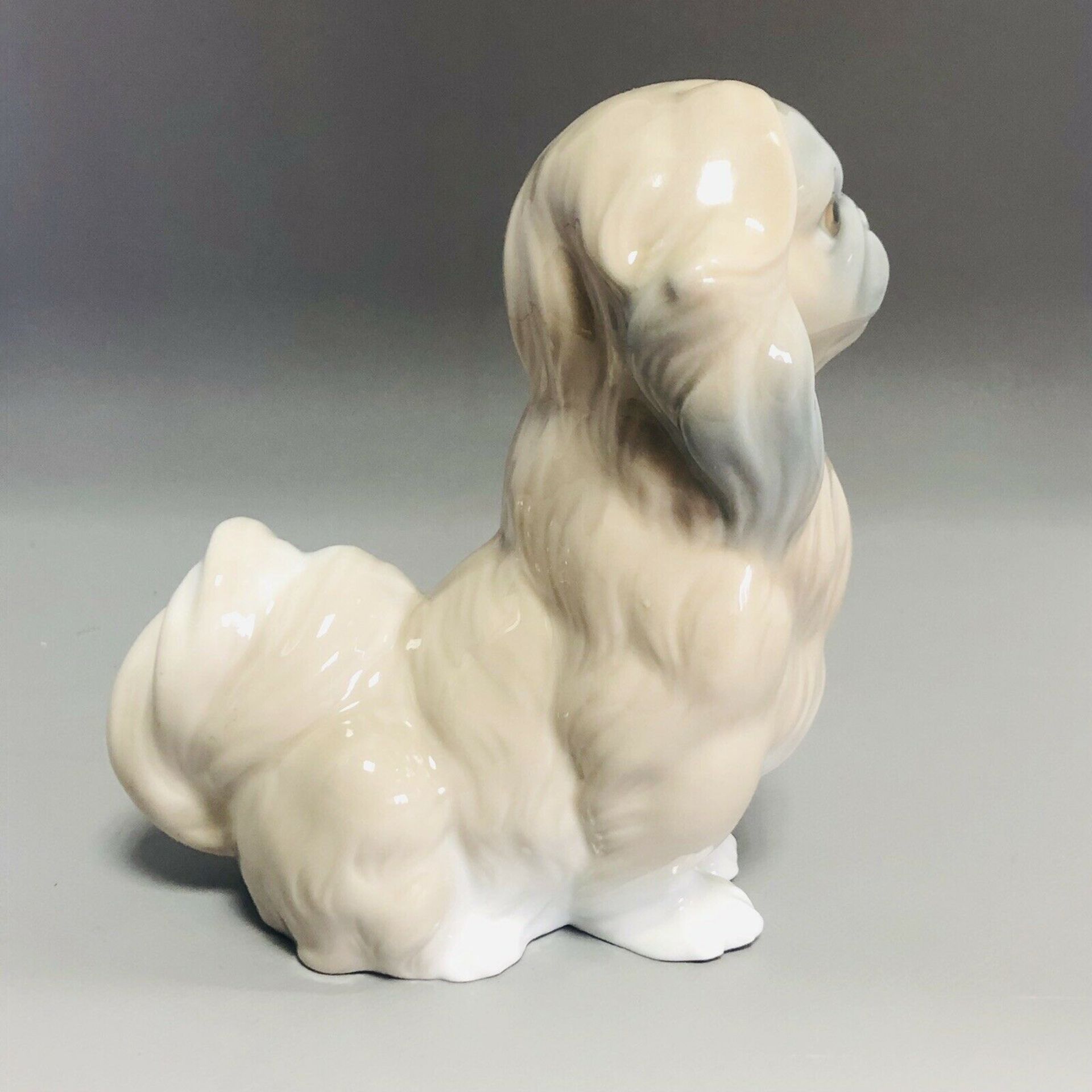 Vintage Spanish Porcelain Seated Pekingese Dog - 6" Figurine by Lladro - Image 8 of 8