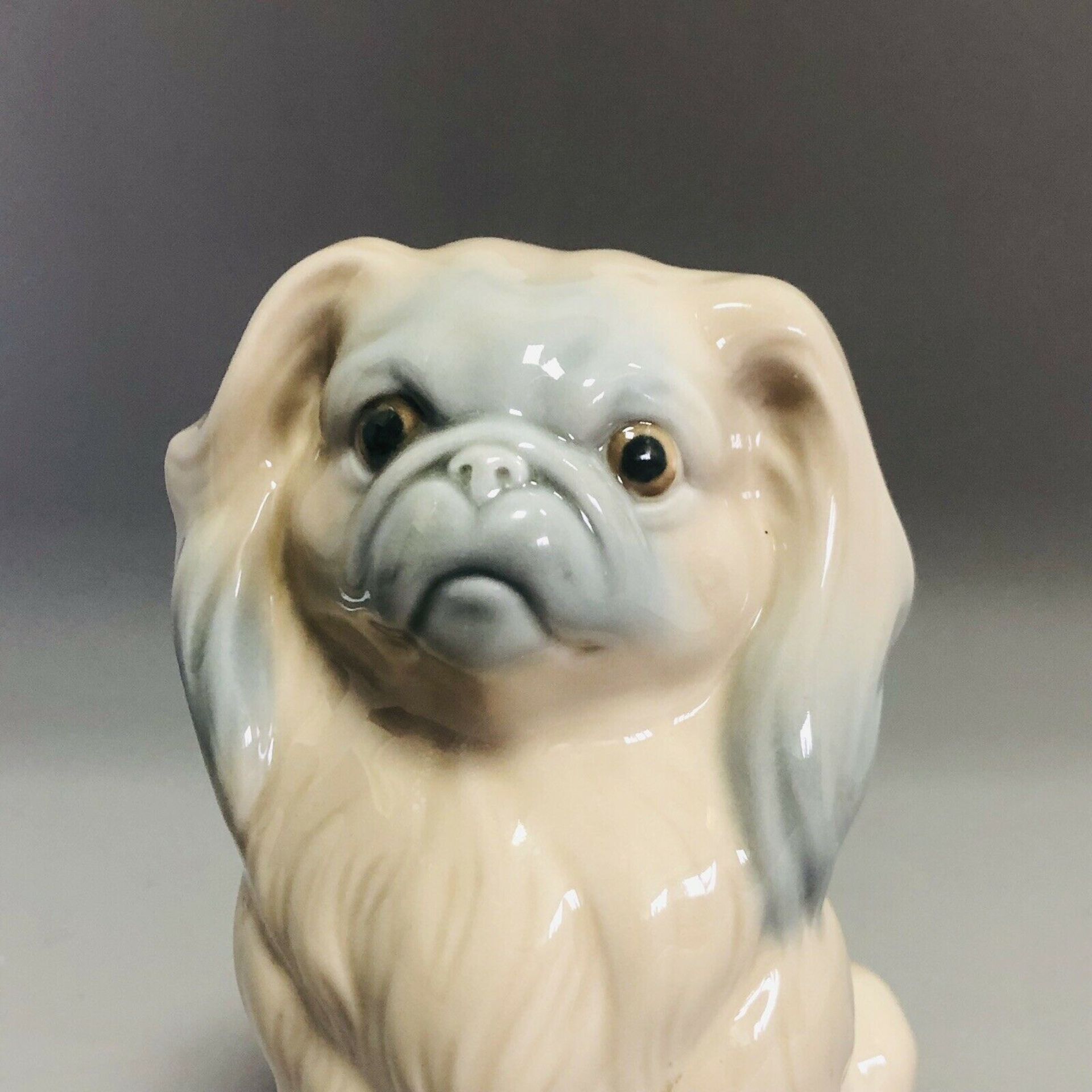 Vintage Spanish Porcelain Seated Pekingese Dog - 6" Figurine by Lladro - Image 3 of 8