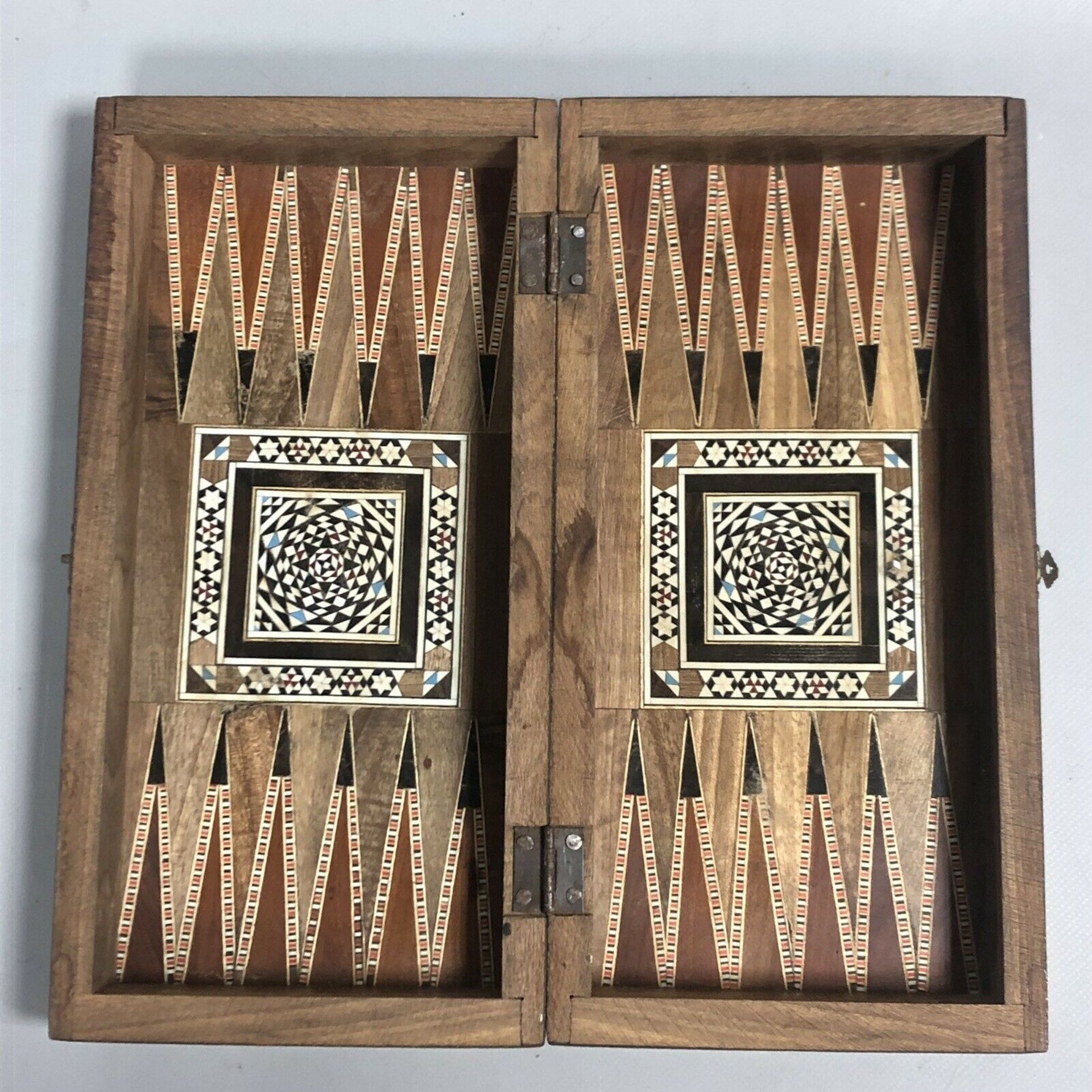 Lovely Antique Syrian Marquetry Mosaic Inlaid Folding Chess Box Backgammon Box - Image 3 of 8