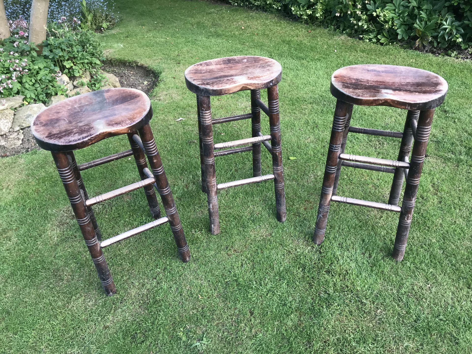 3 x Wooden Bar Stools - shabby chic - Image 3 of 3