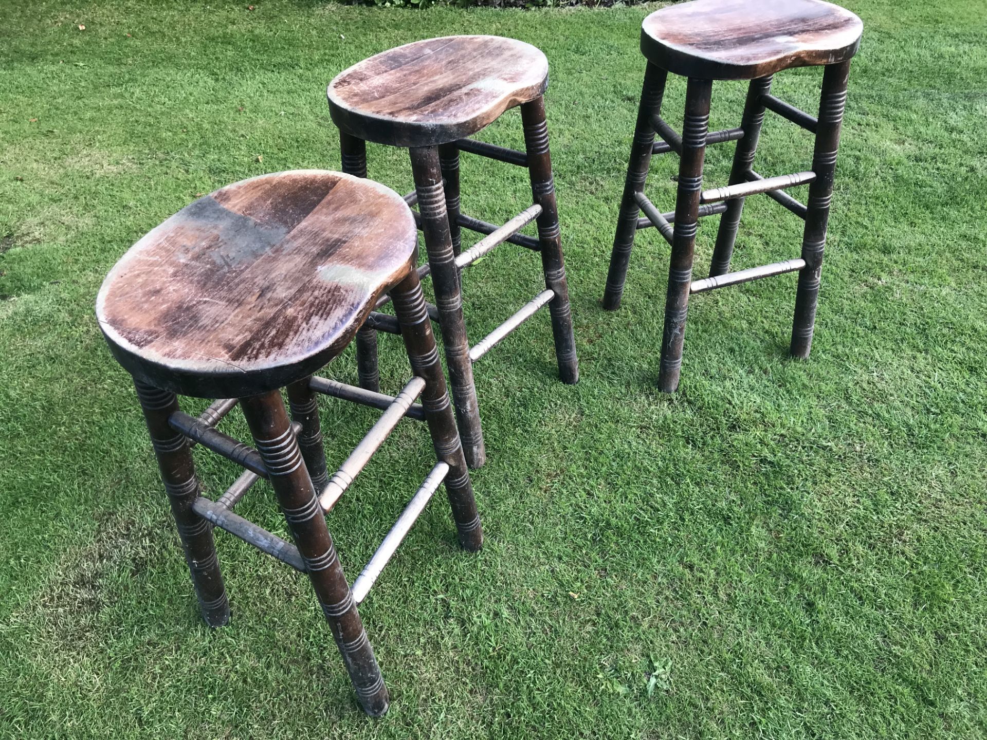 3 x Wooden Bar Stools - shabby chic - Image 2 of 3