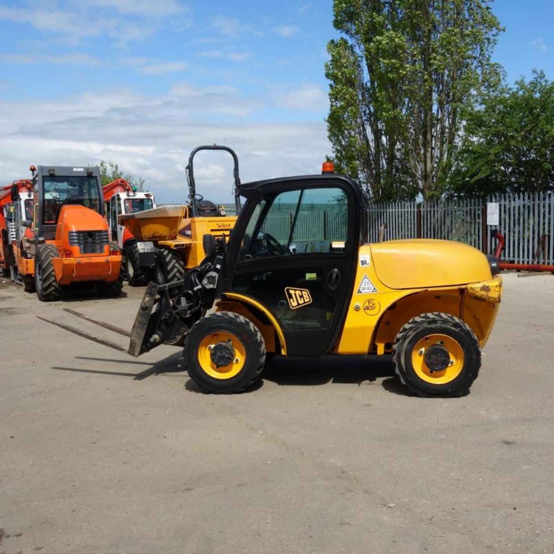 2012 JCB 520-40 Telehandler - Image 2 of 10