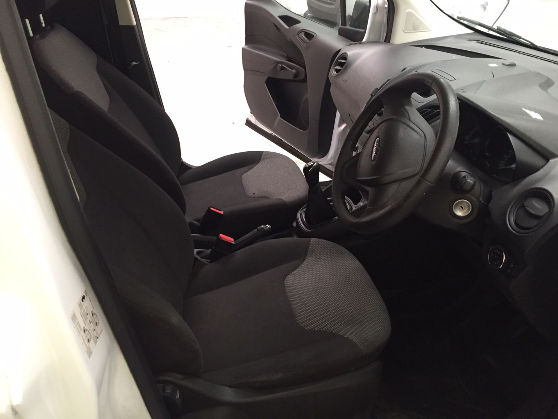 2015 Ford Transit Courier 1.5 TDCi - Image 2 of 13