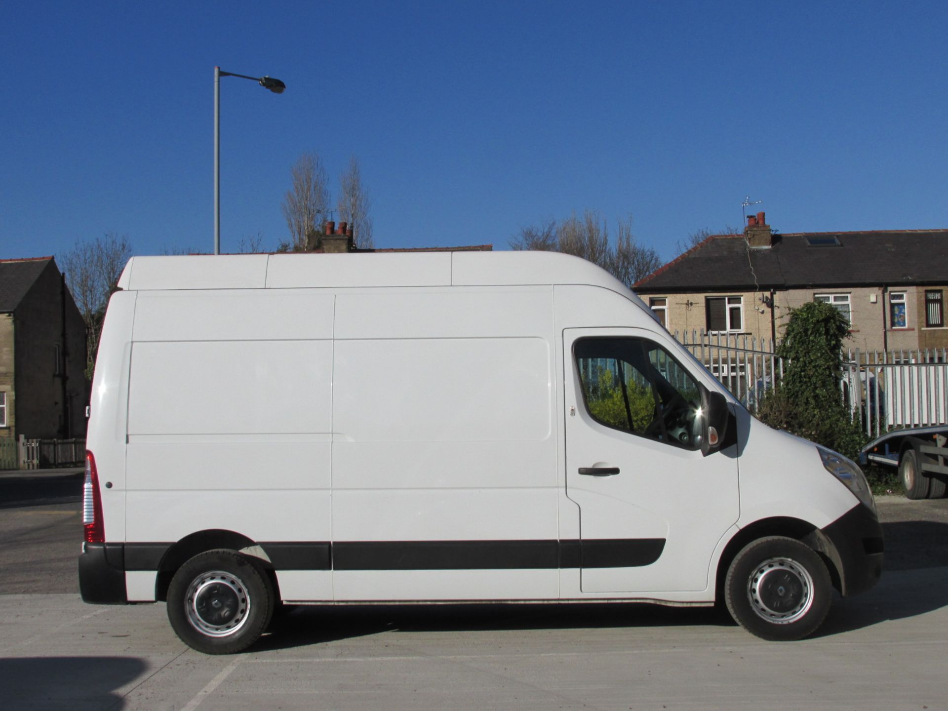 BN15 XNJ Renault Master MH35DCi 125High Roof - Image 9 of 39