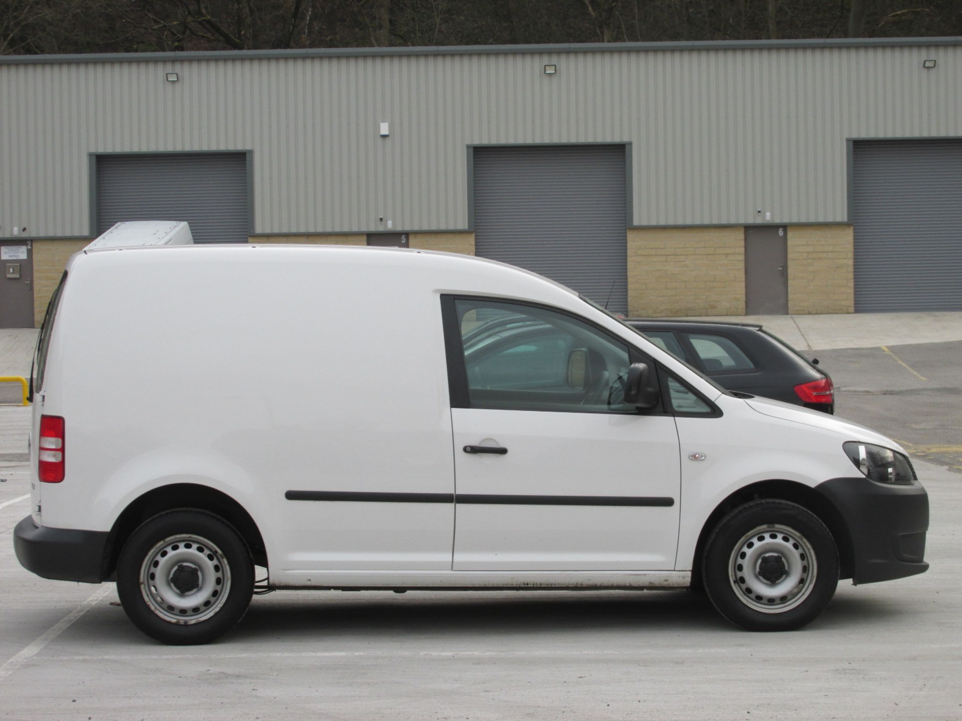 2016 Volkswagen Caddy C20 1.6 TDi Startline - Image 3 of 8