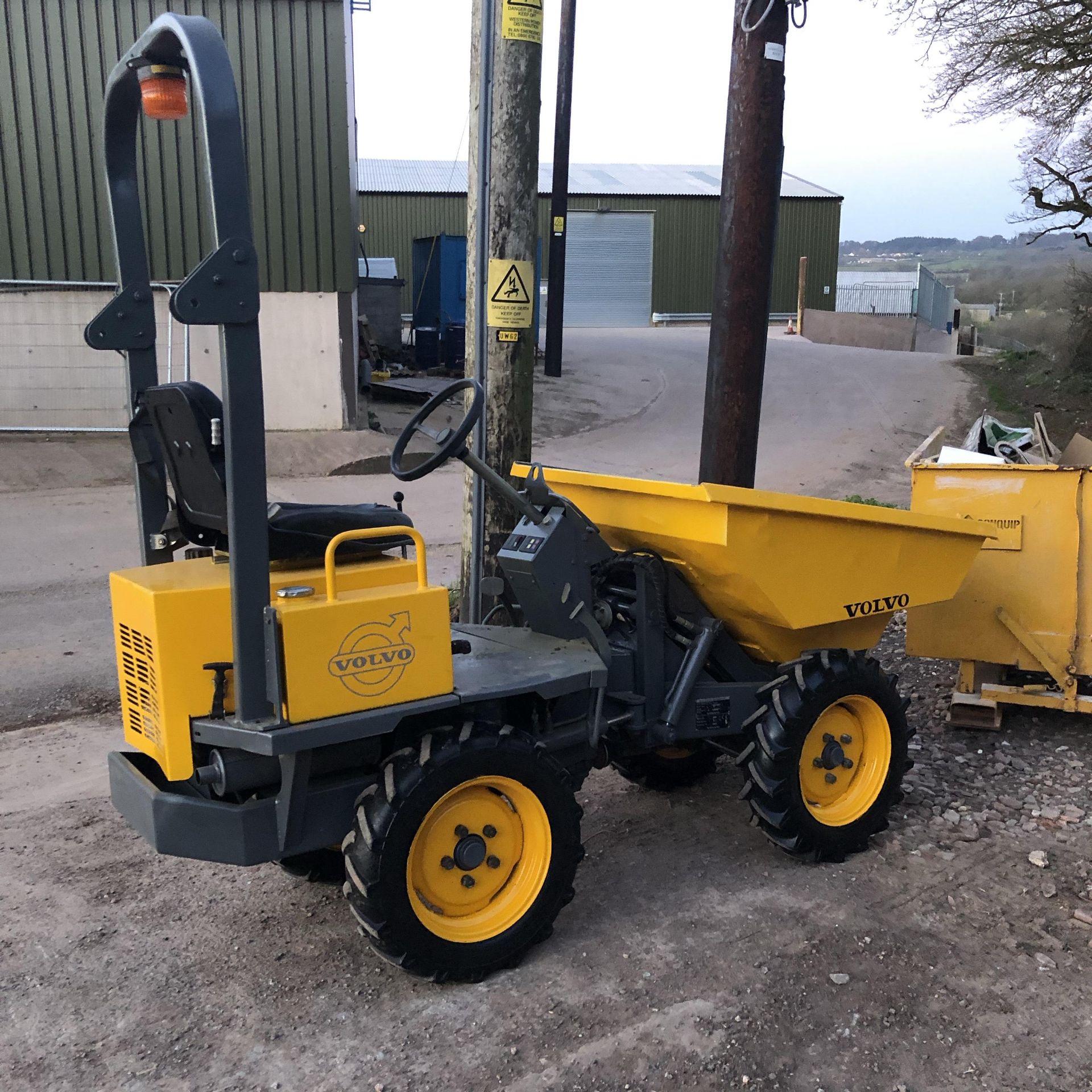 Volvo Hi Lift Dumper ED750 - Image 2 of 10