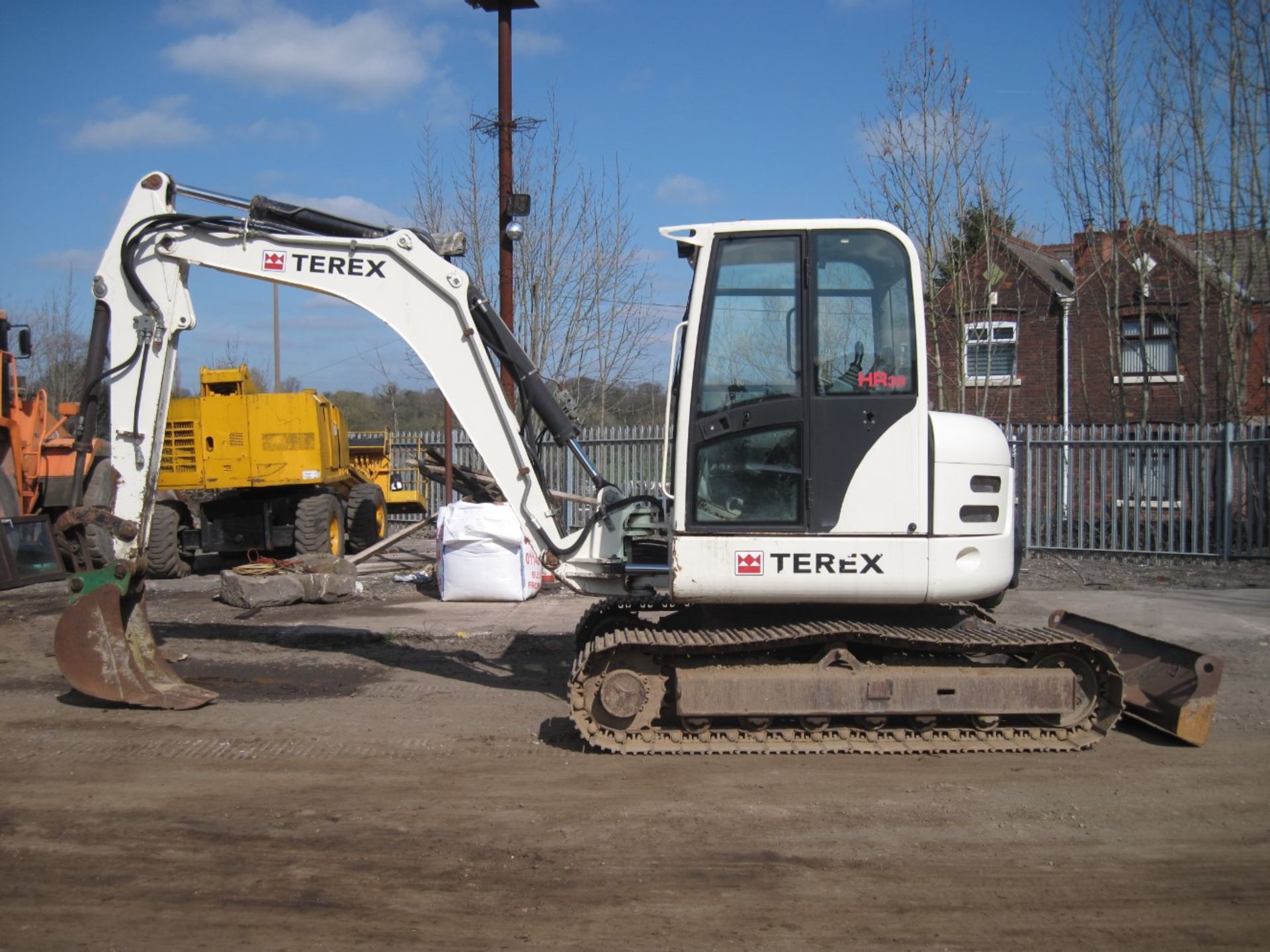 2004, Terex HR32 Excavator