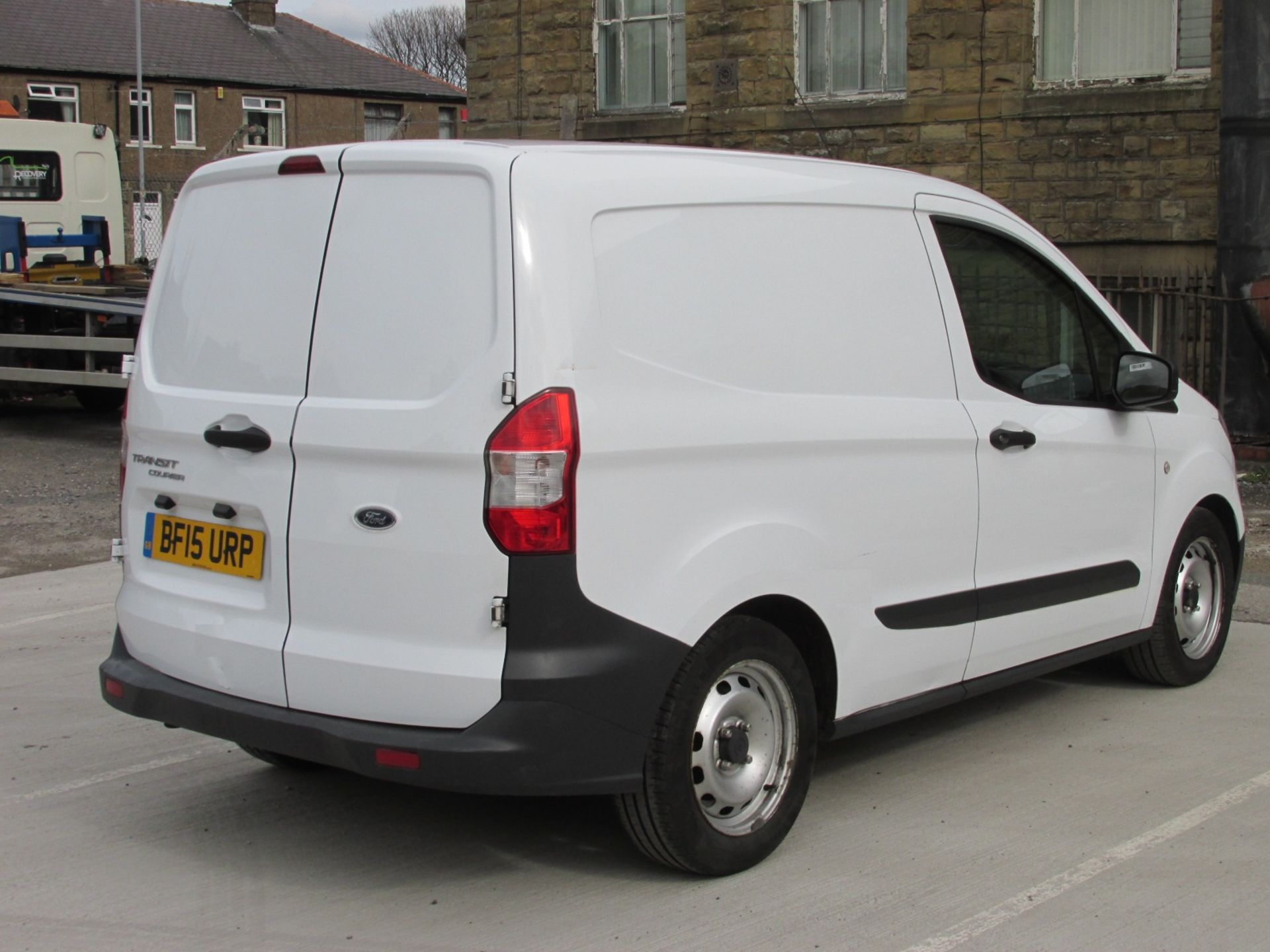 2015 Ford Transit Courier 1.5 TDCi - Image 8 of 13