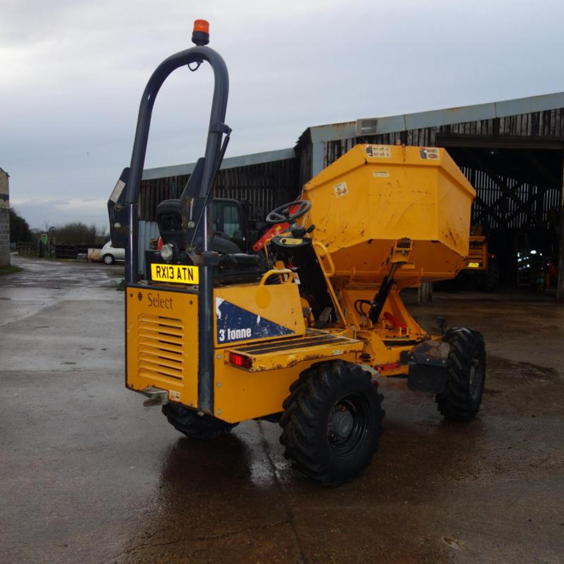 2013 Thwaites 3 Ton Swivel Dumper - Image 4 of 9