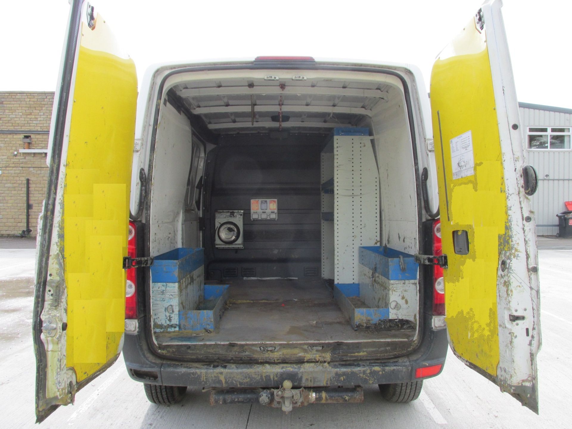 2013 Volkswagen Crafter CR35 TDi 109 SWB Panel Van - 1 Fleet Owner From new. 130,508 Miles - Image 6 of 14