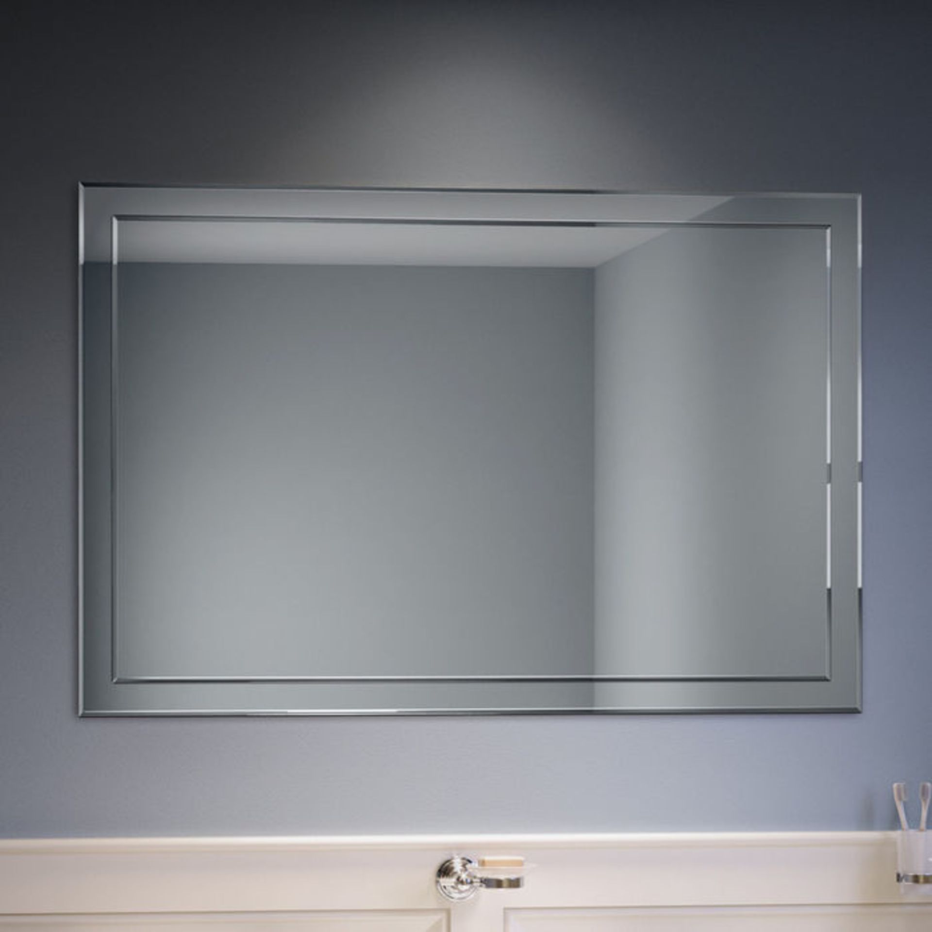 (LP28) 800x1200mm Bevel Mirror. Smooth beveled edge for additional safety and style Supplied fully - Image 4 of 5