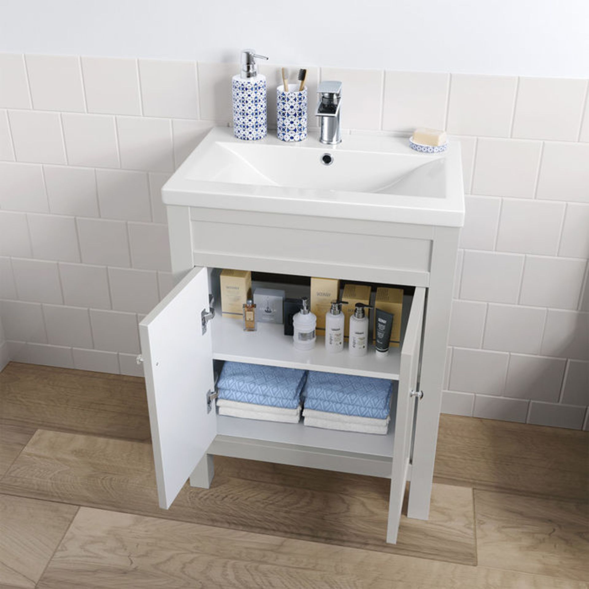 (LP29) 600mm Melbourne Chalk Double Door Vanity Unit - Floor Standing. RRP £499.99. Comes complete - Image 4 of 6