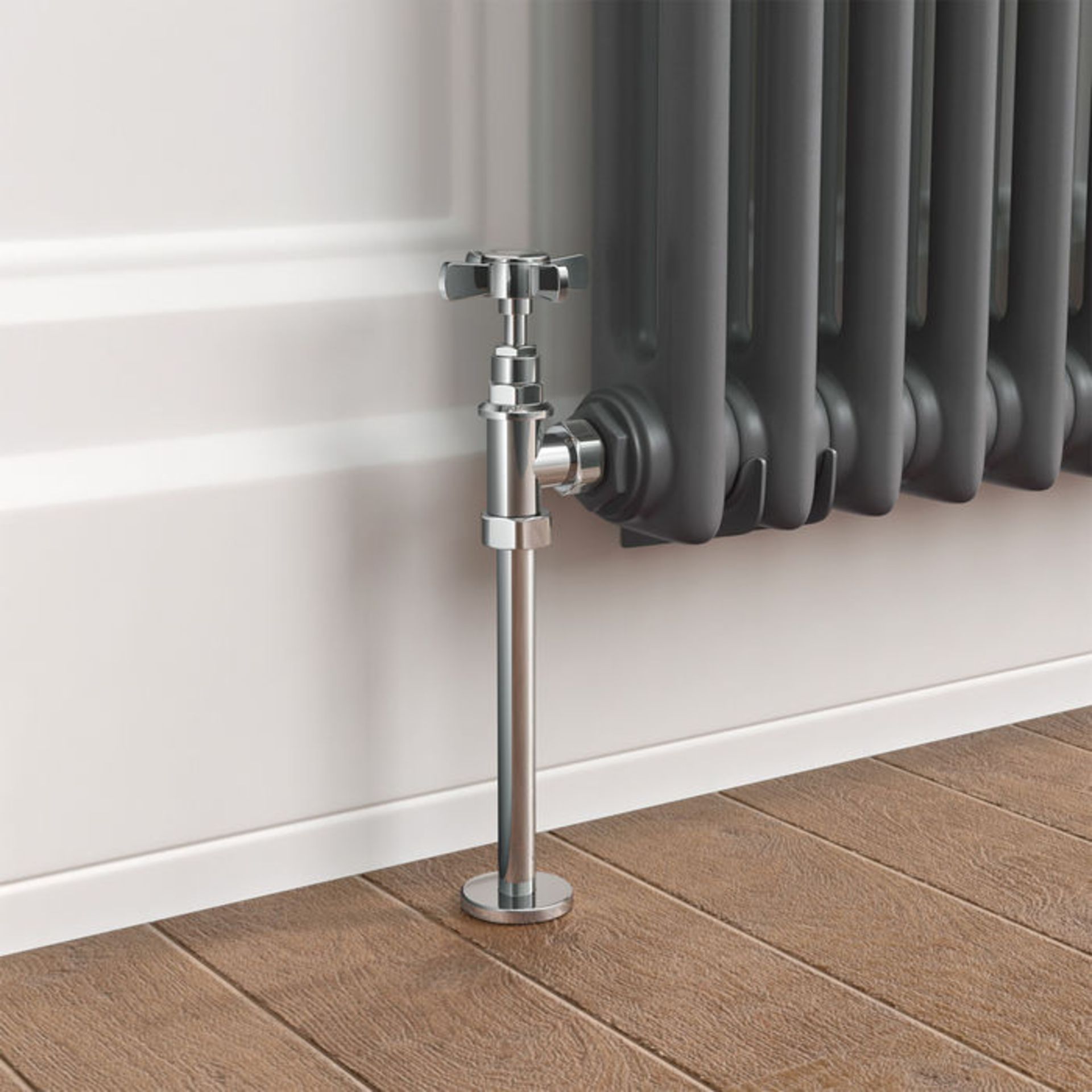 (R1037) 15mm Standard Connection Angled Polished Chrome Radiator Valves Chrome Plated Solid Brass - Image 2 of 3