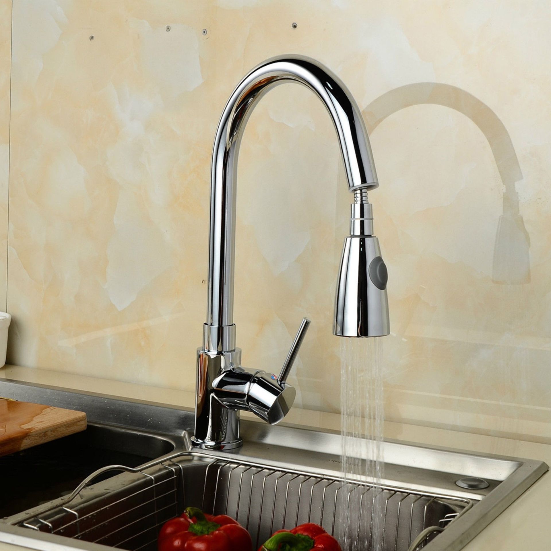 (SM19) Della Modern Monobloc Chrome Brass Pull Out Spray Mixer Tap. RRP £299.99. This tap is from - Image 4 of 4