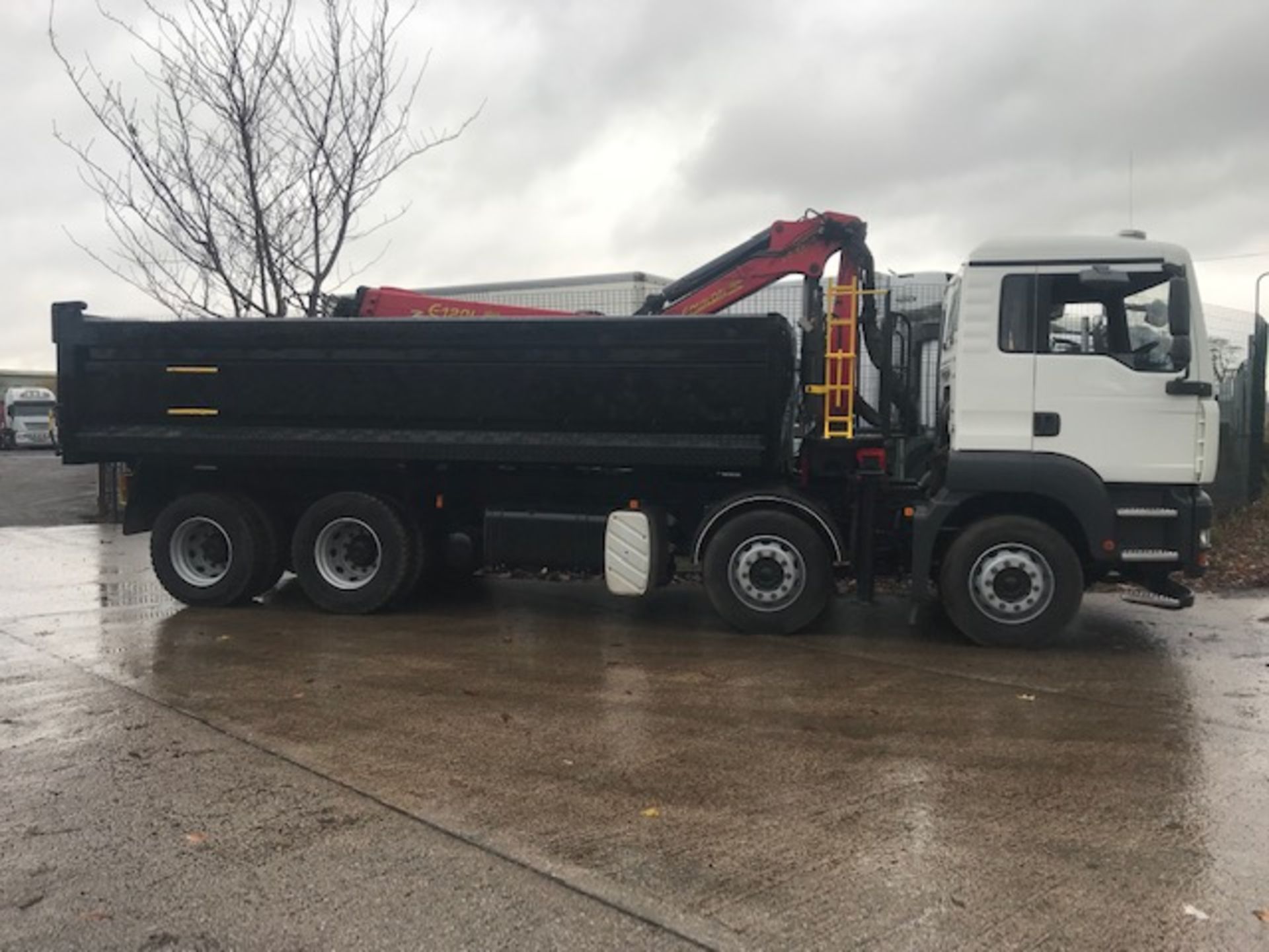 MAN TGA 32.360 Tipper Grab