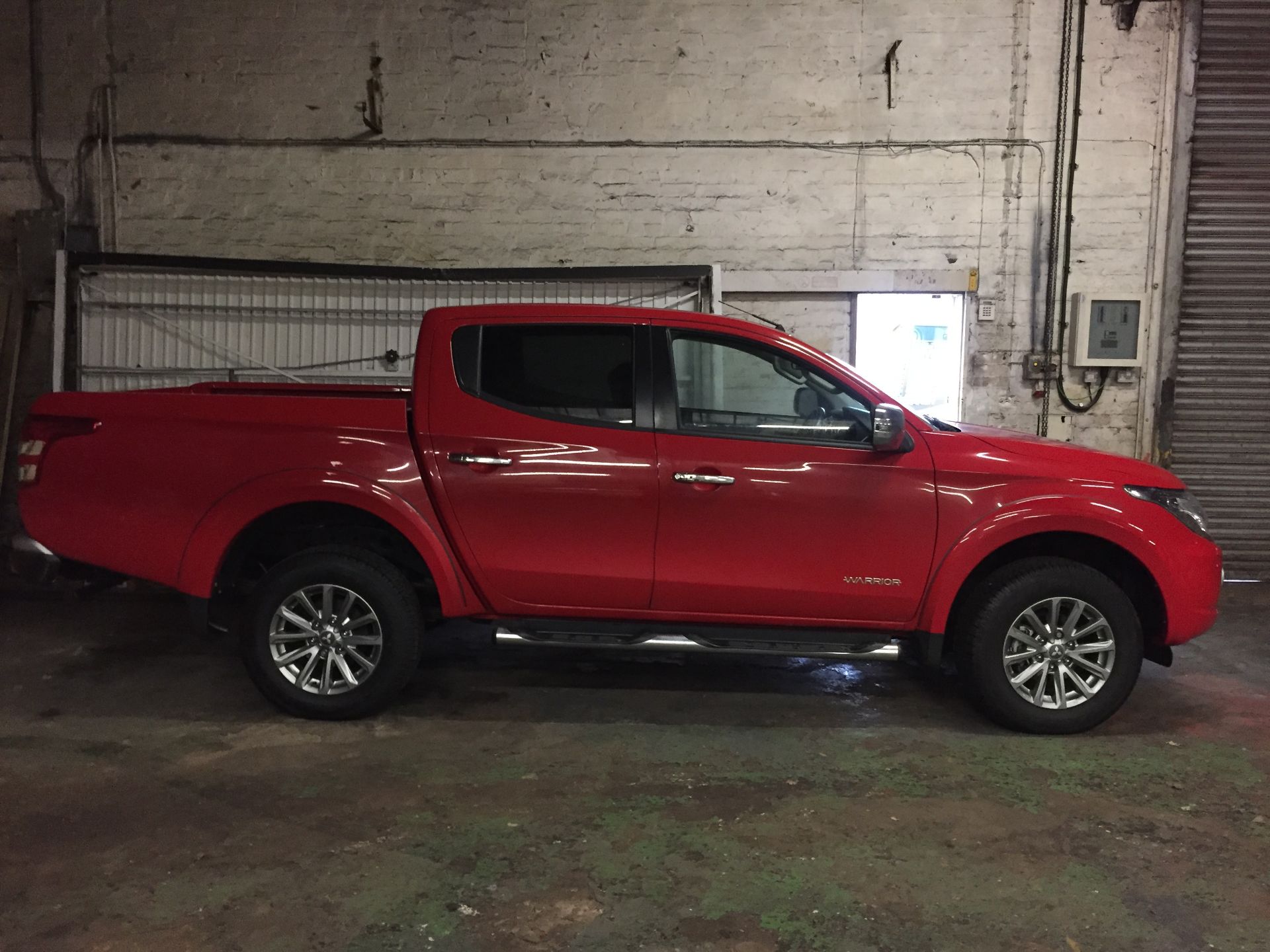 2017 Mitsubishi L200 Warrior - Image 2 of 6