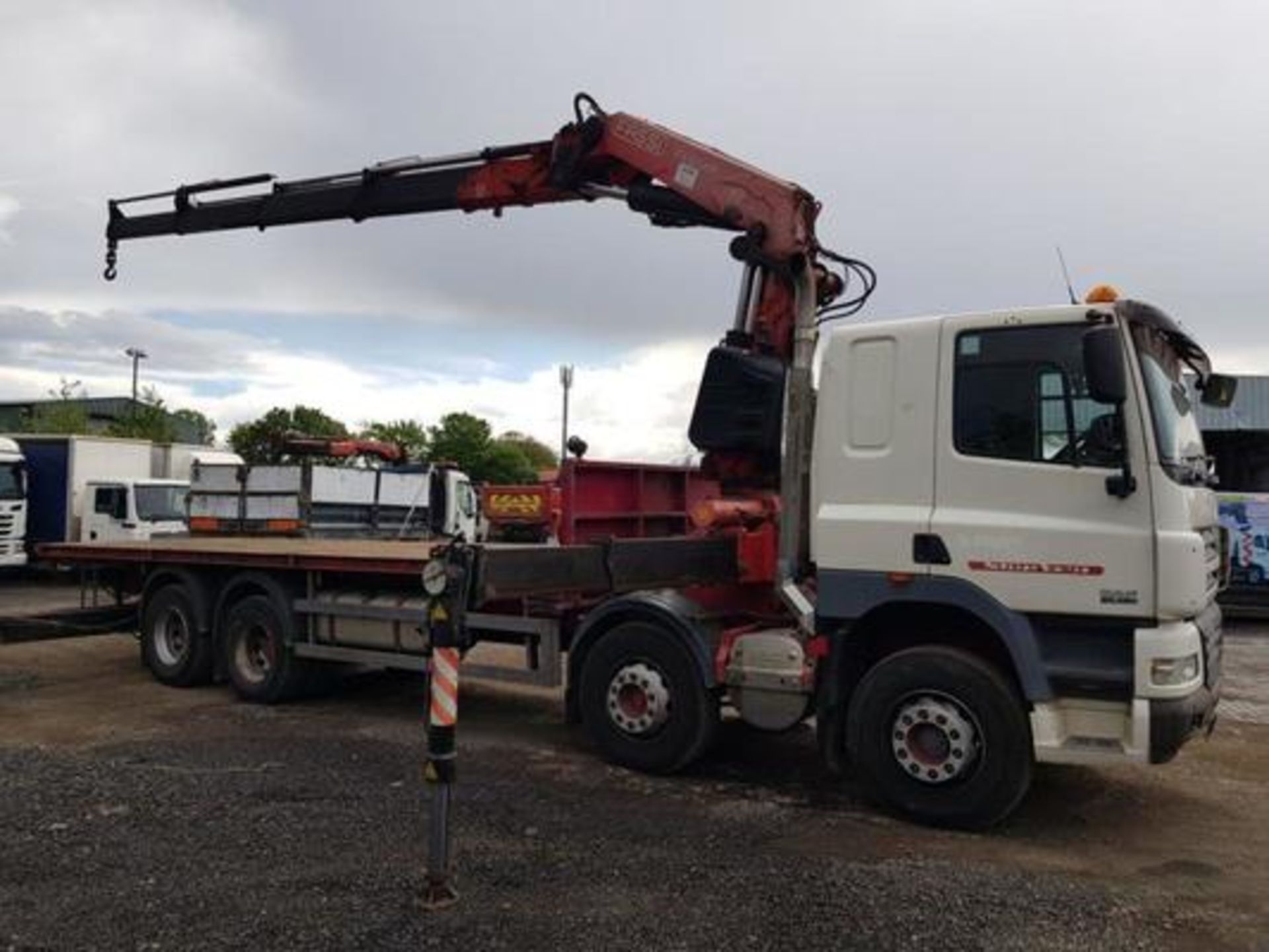 DAF CF Flat Fasis 45XP 4 HYD EXT Remote - Image 4 of 15