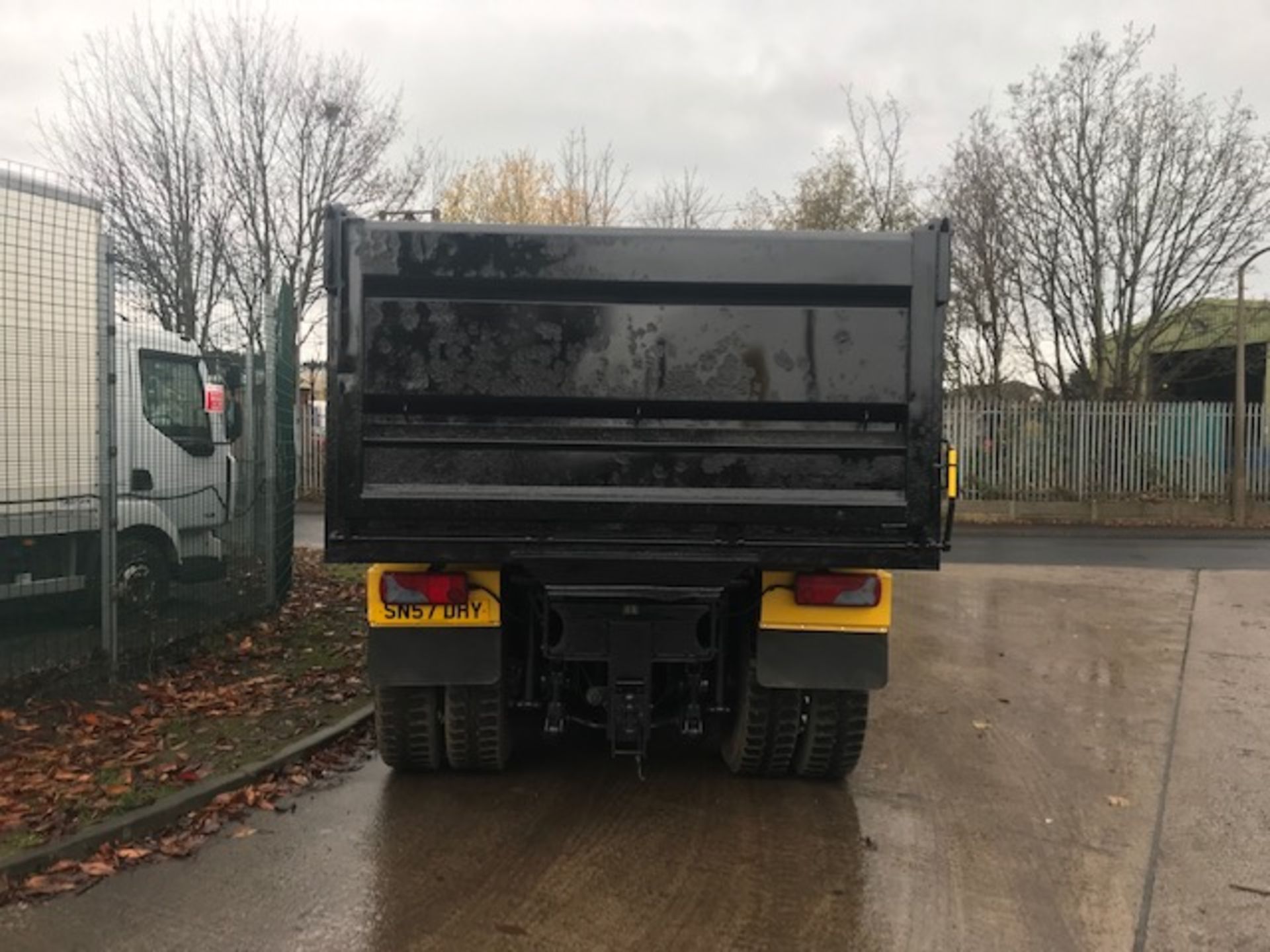 MAN TGA 32.360 Tipper Grab - Image 13 of 29